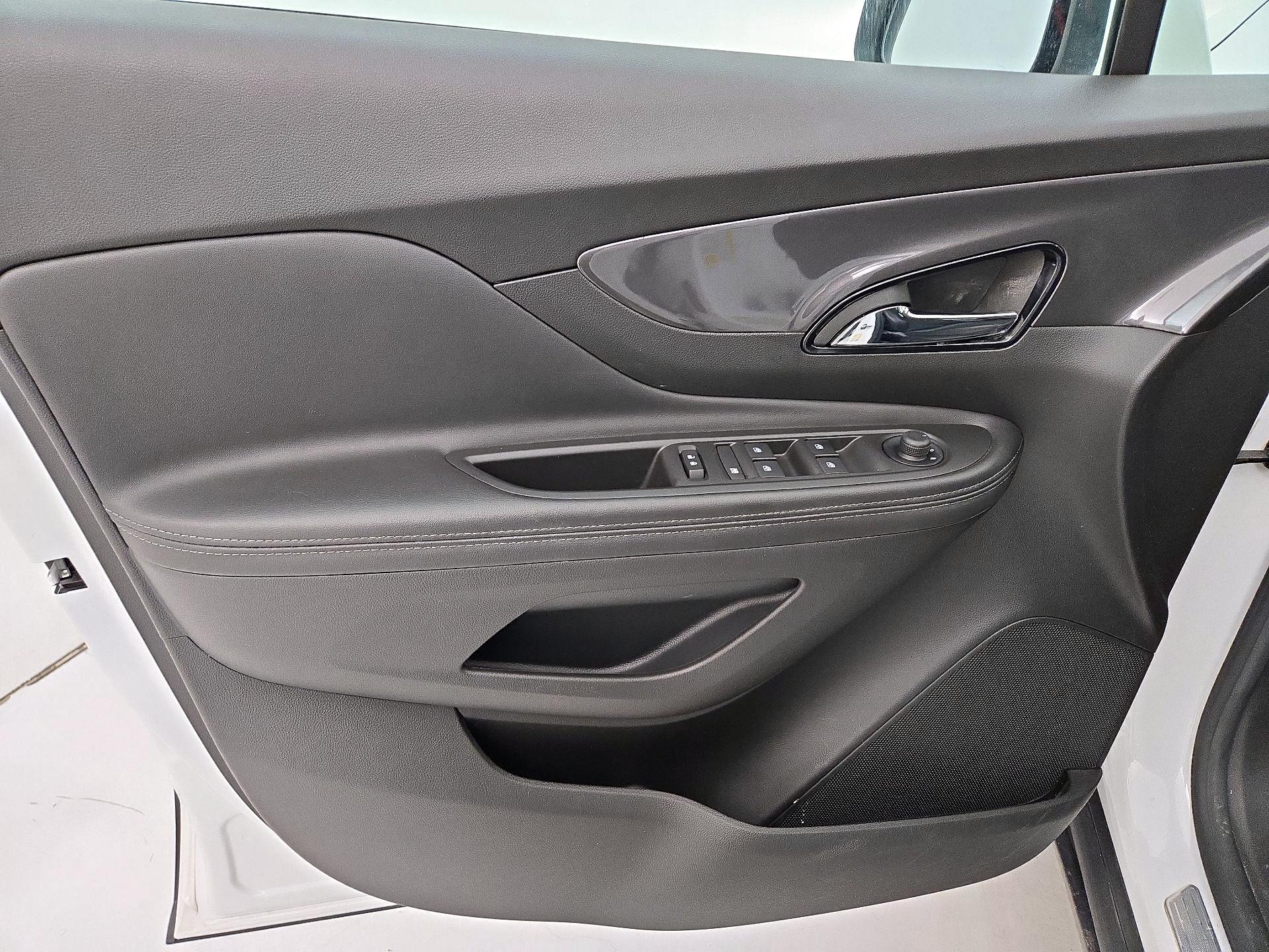 Thumbnail: 2022 Buick Encore - 12