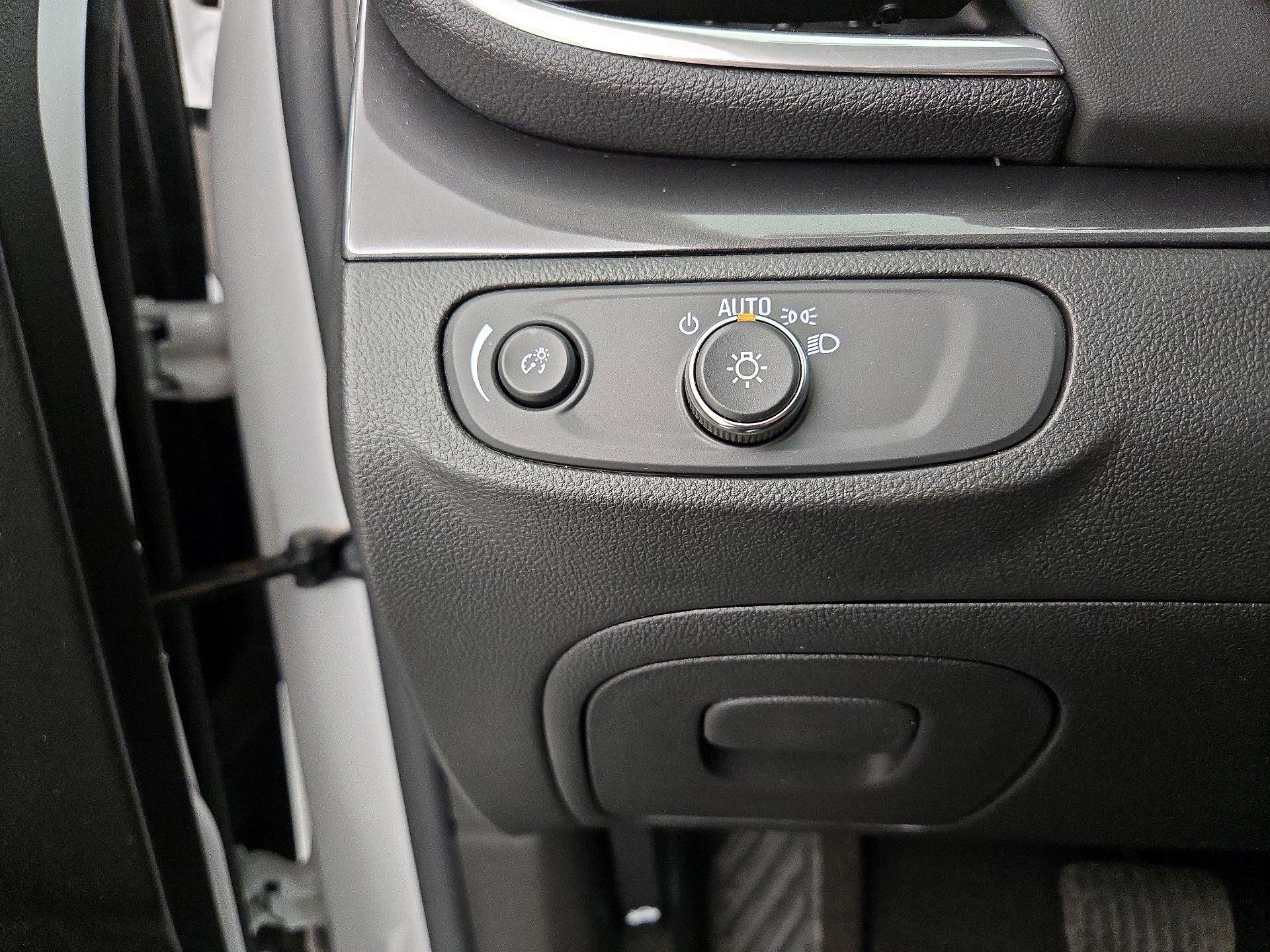 Thumbnail: 2022 Buick Encore - 13