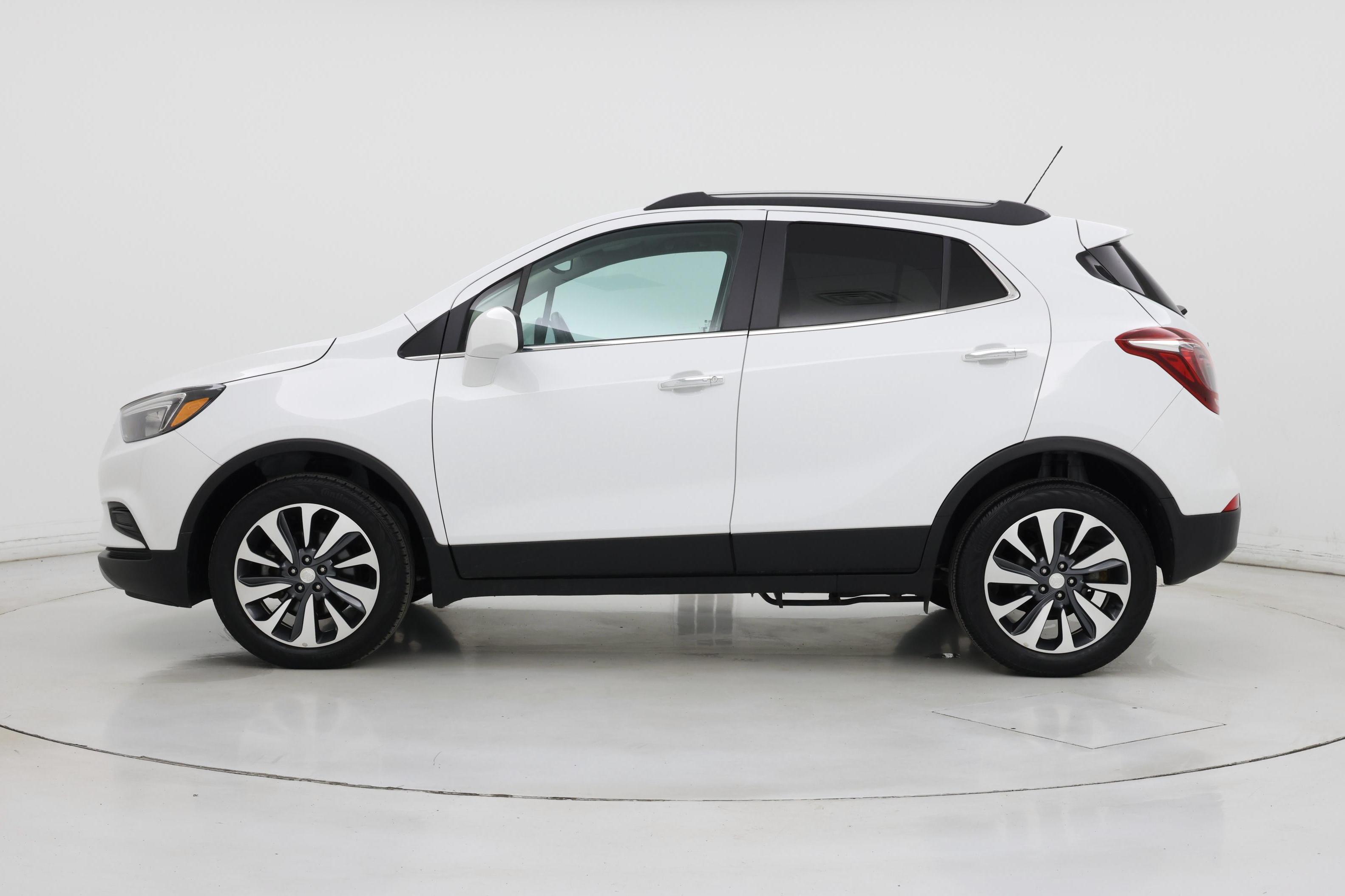 Thumbnail: 2022 Buick Encore - 3