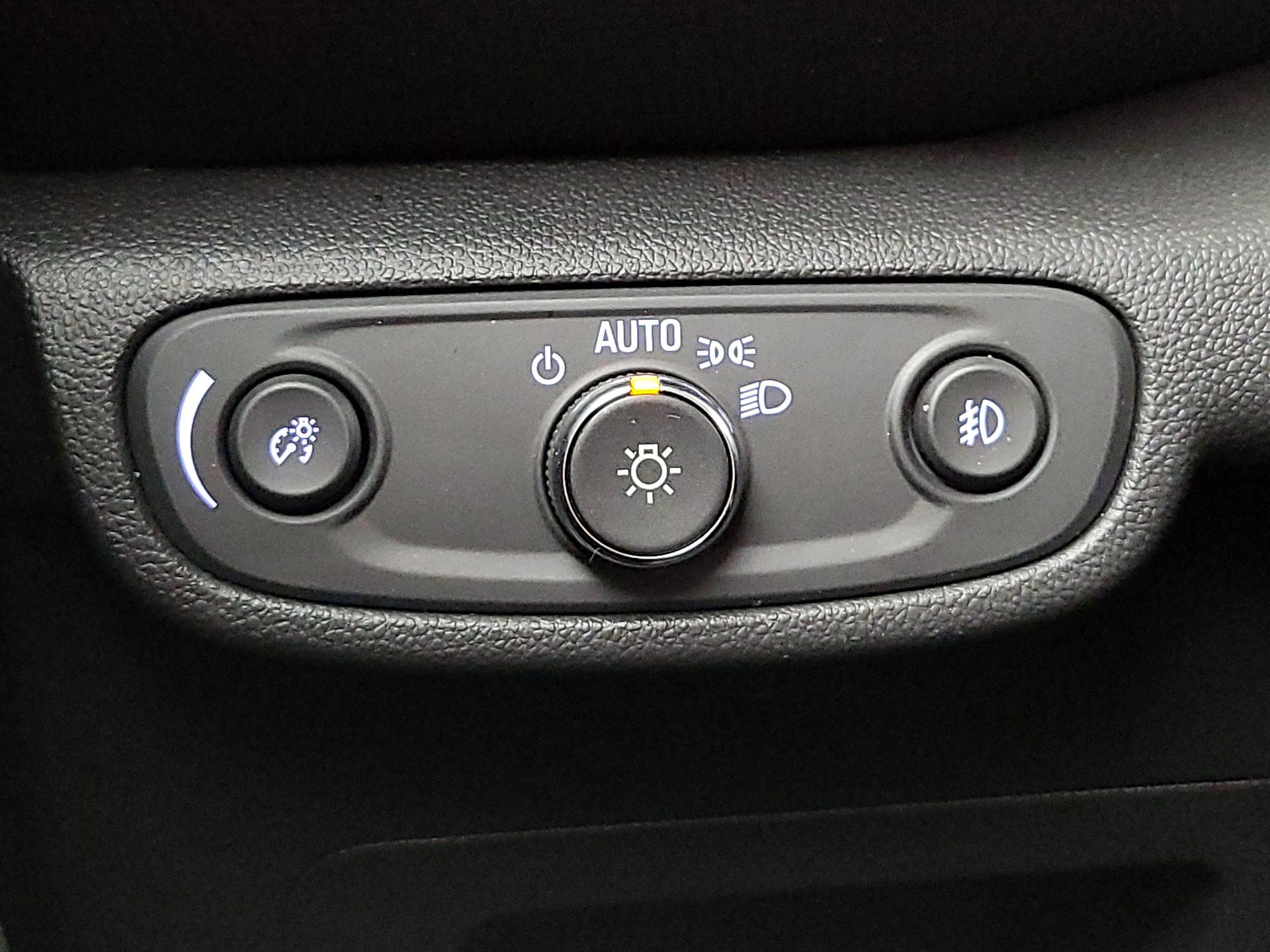 Thumbnail: 2023 Chevrolet TrailBlazer - 13