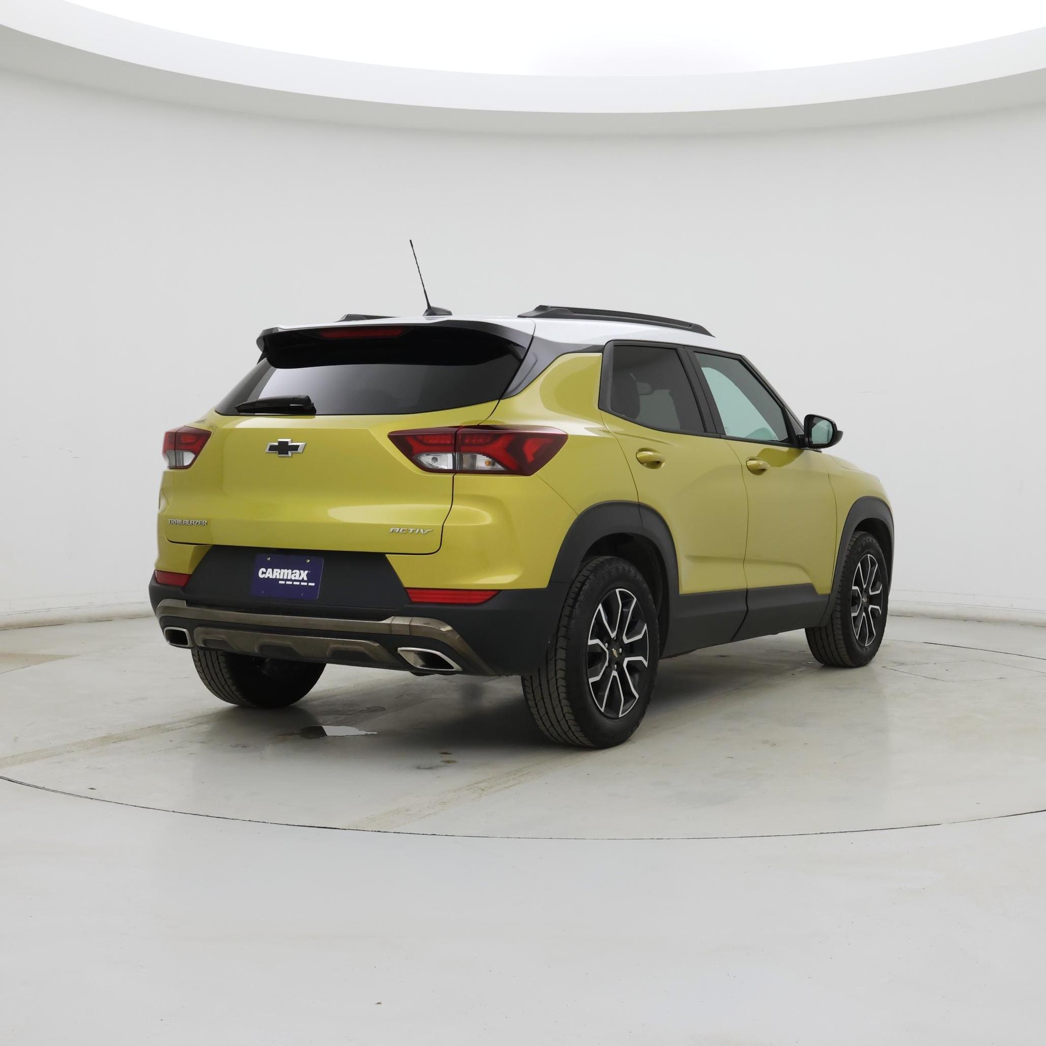 Thumbnail: 2023 Chevrolet TrailBlazer - 8