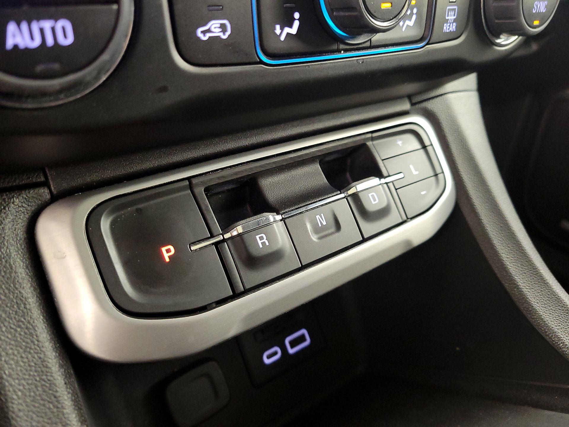 Thumbnail: 2023 GMC Acadia - 18