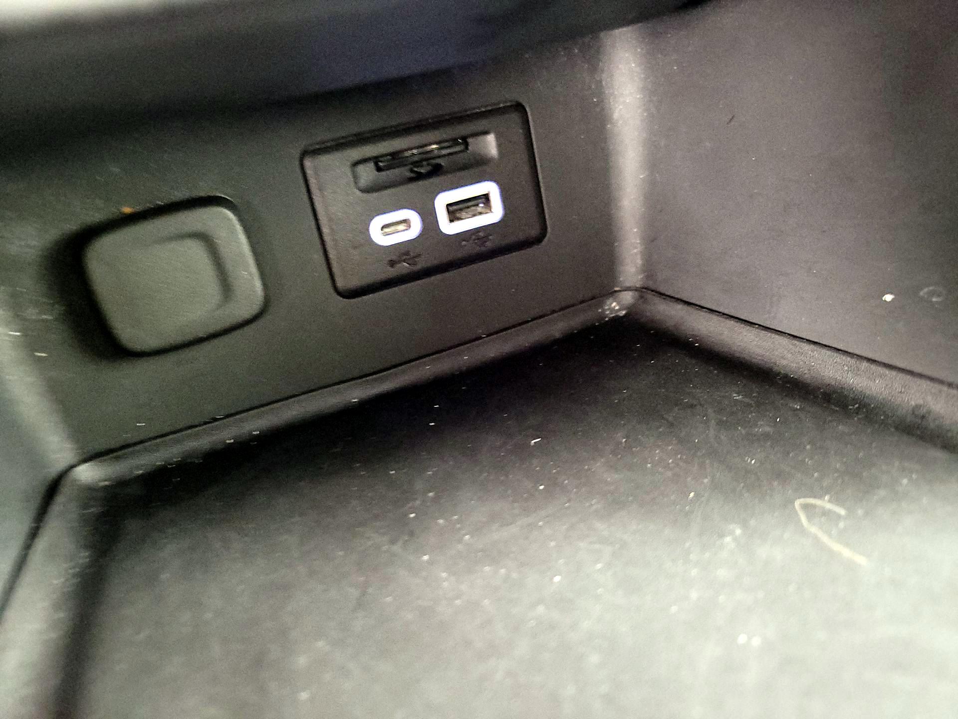 Thumbnail: 2023 GMC Acadia - 19