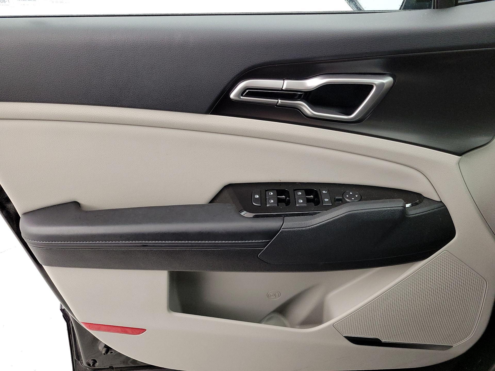 Thumbnail: 2024 Kia Sportage - 12