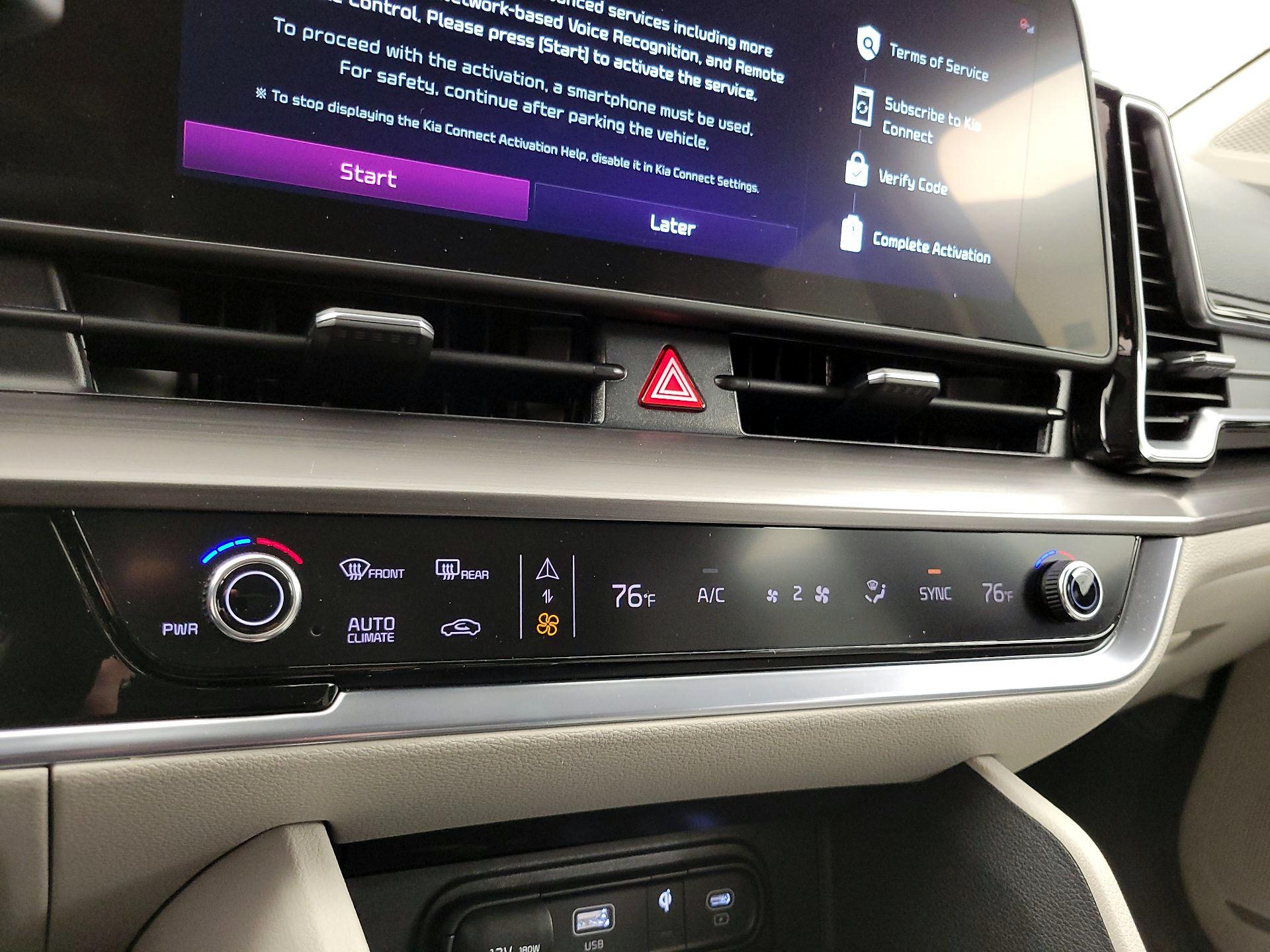 Thumbnail: 2024 Kia Sportage - 17