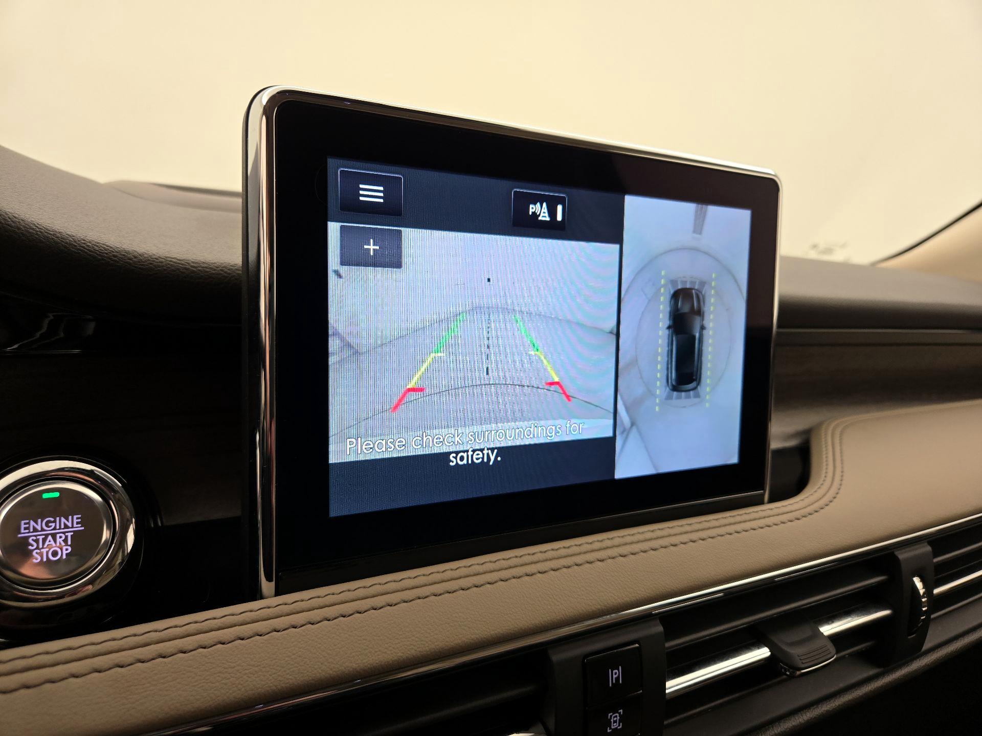 Thumbnail: 2022 Lincoln Corsair - 15