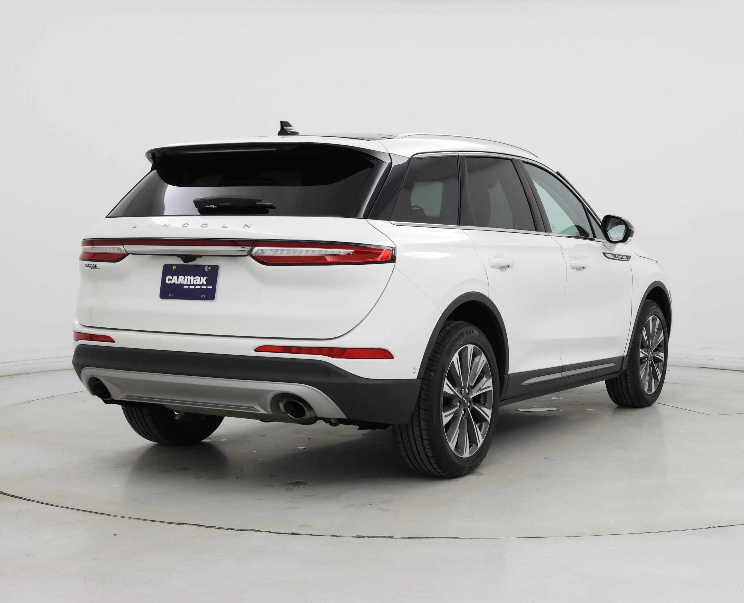 Thumbnail: 2022 Lincoln Corsair - 8