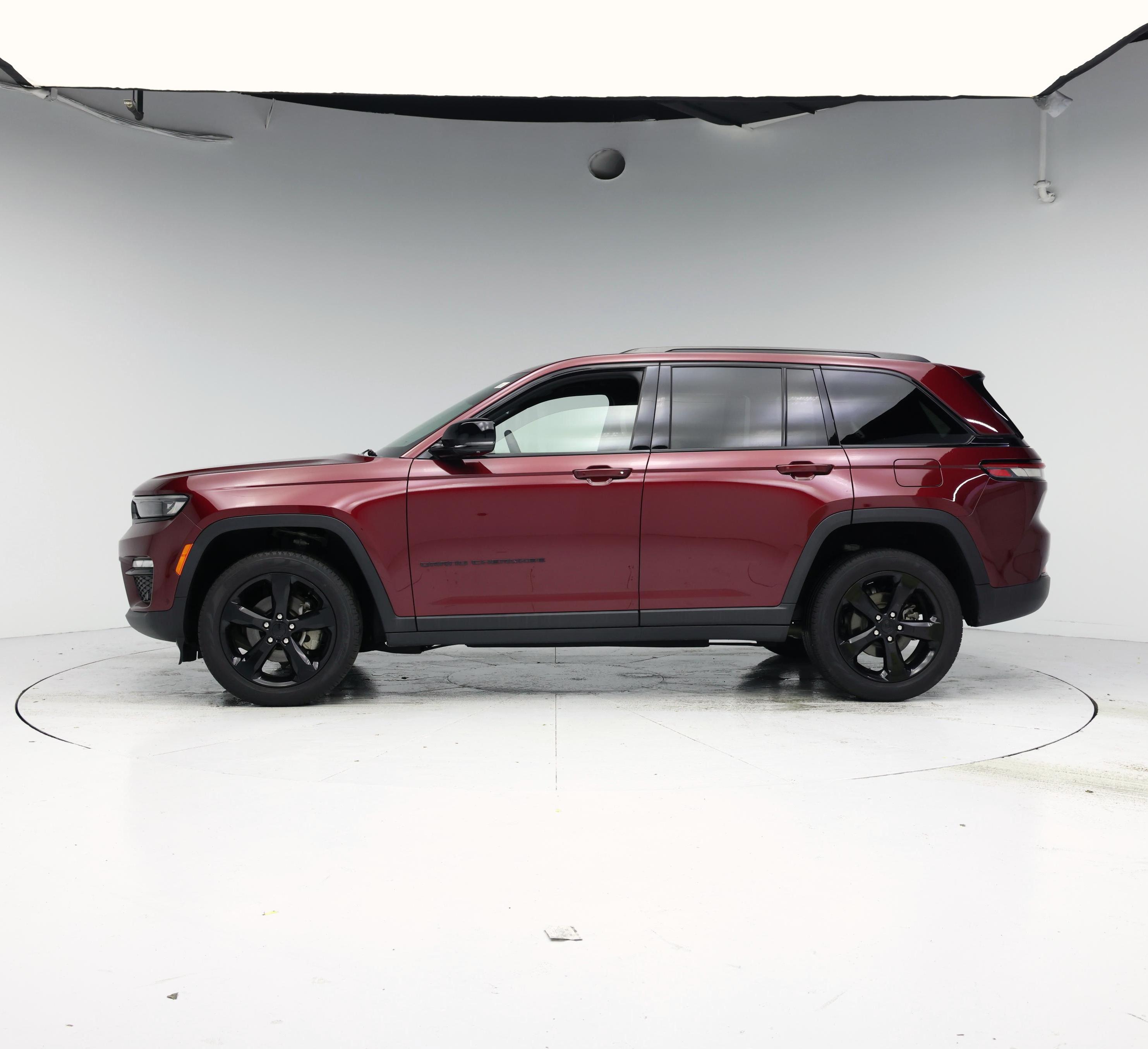 Thumbnail: 2023 Jeep Grand Cherokee - 3