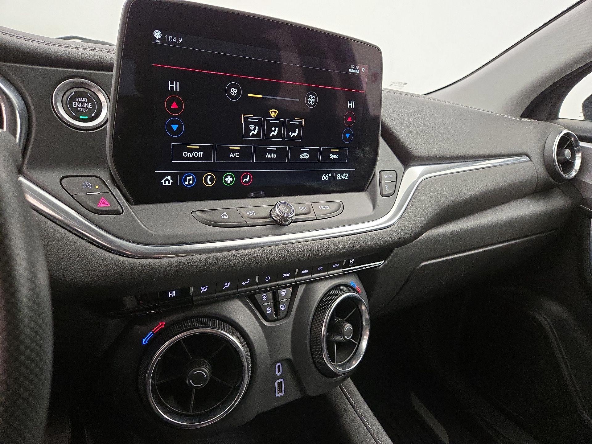 Thumbnail: 2023 Chevrolet Blazer - 16