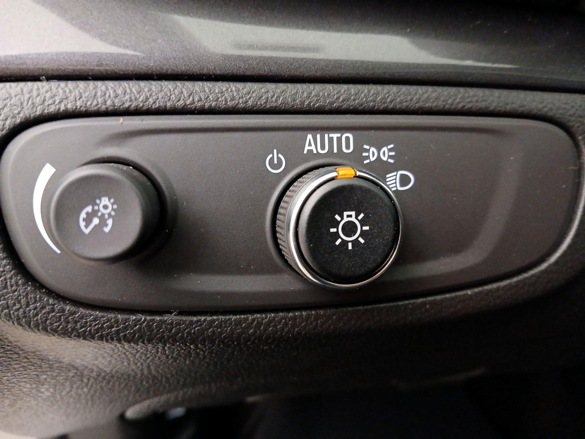 Thumbnail: 2022 Buick Encore - 13