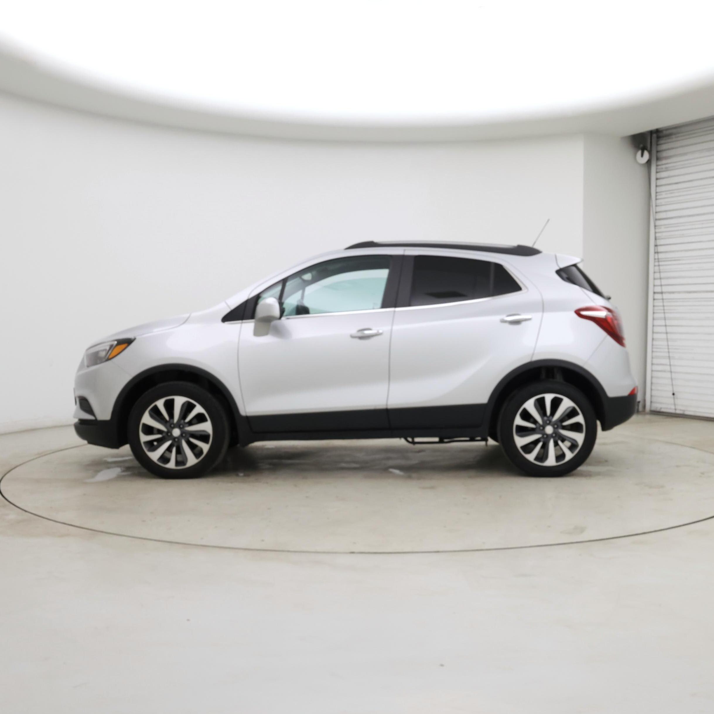 Thumbnail: 2022 Buick Encore - 3