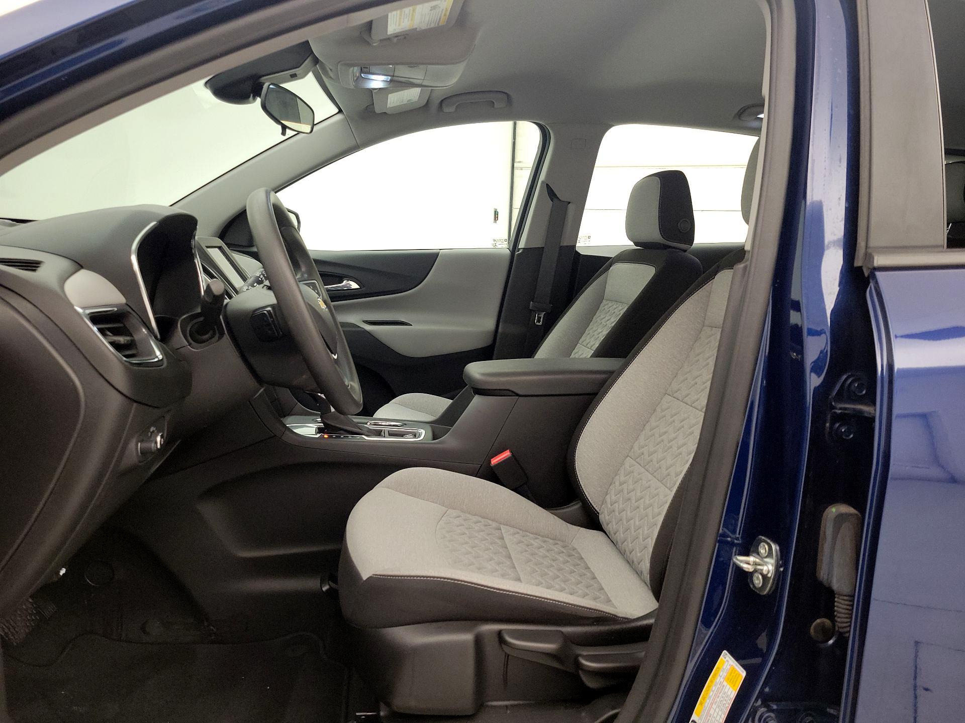 Thumbnail: 2022 Chevrolet Equinox - 11