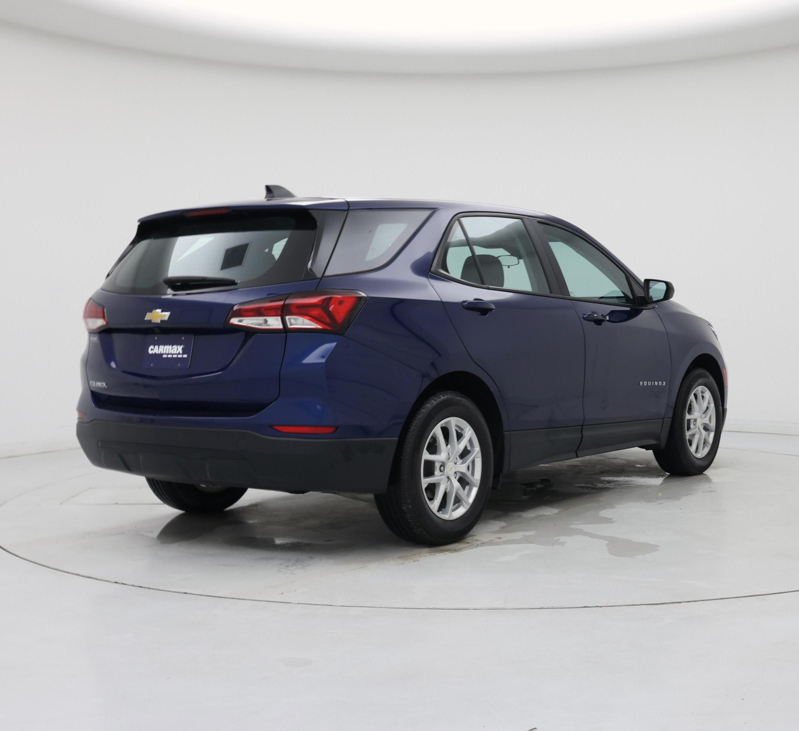 Thumbnail: 2022 Chevrolet Equinox - 8