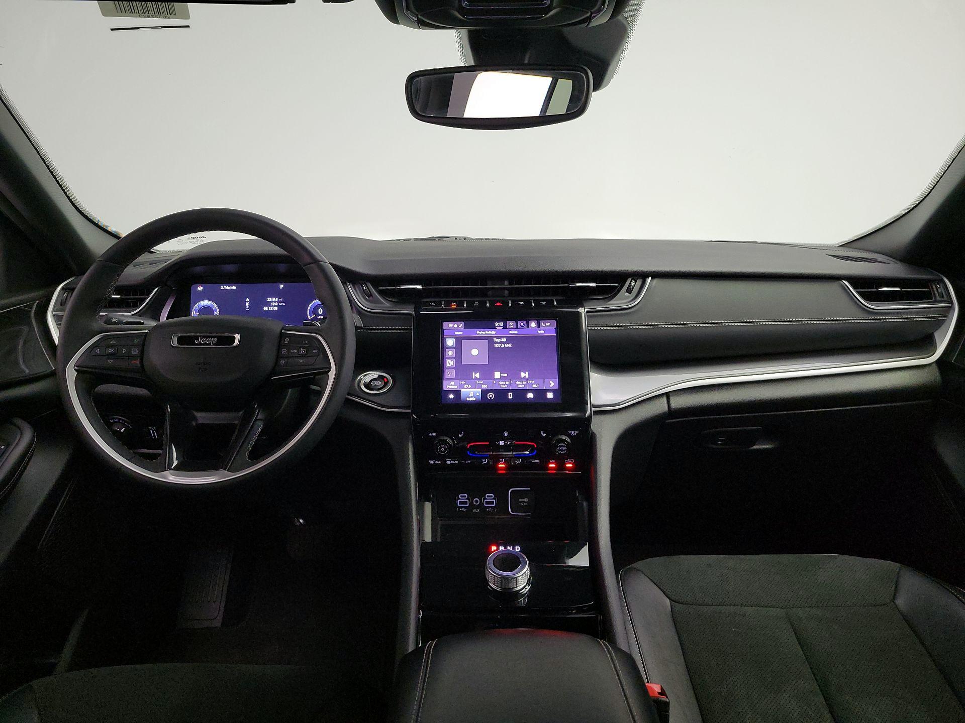 Thumbnail: 2023 Jeep Grand Cherokee - 9