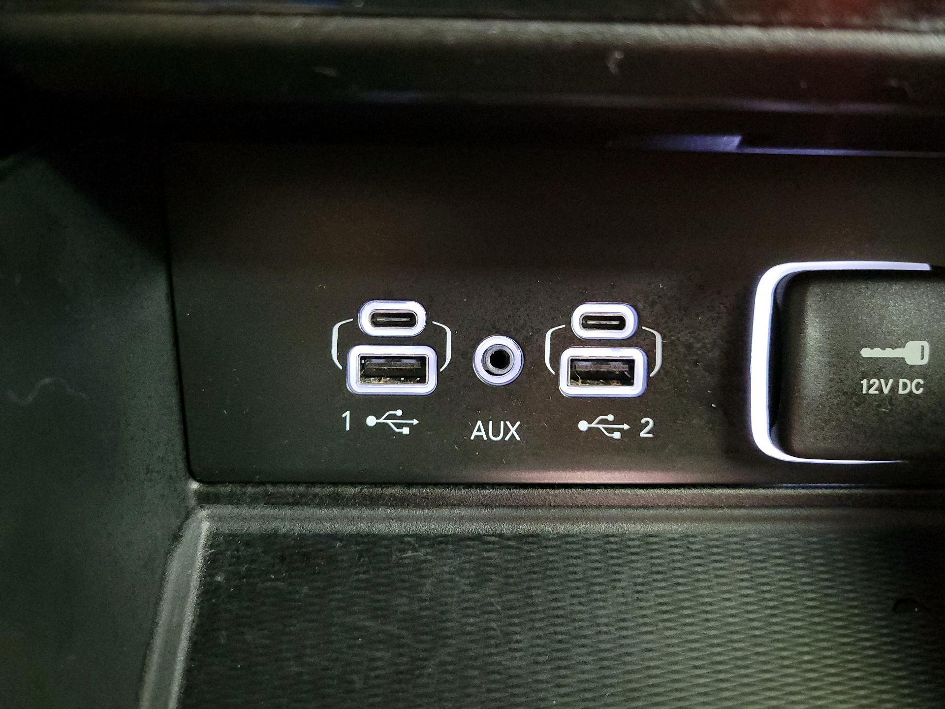 Thumbnail: 2023 Jeep Grand Cherokee - 18