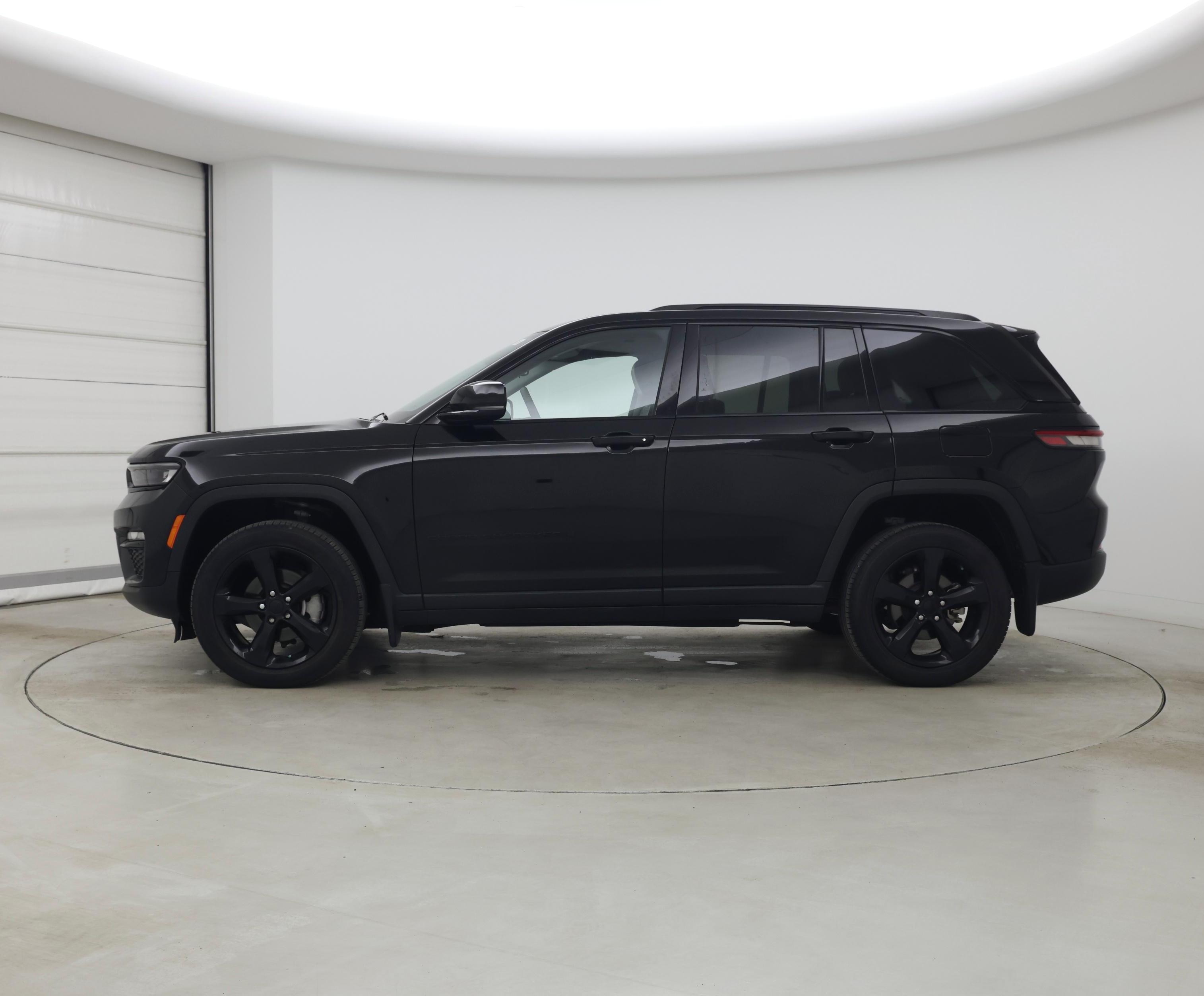 Thumbnail: 2023 Jeep Grand Cherokee - 3