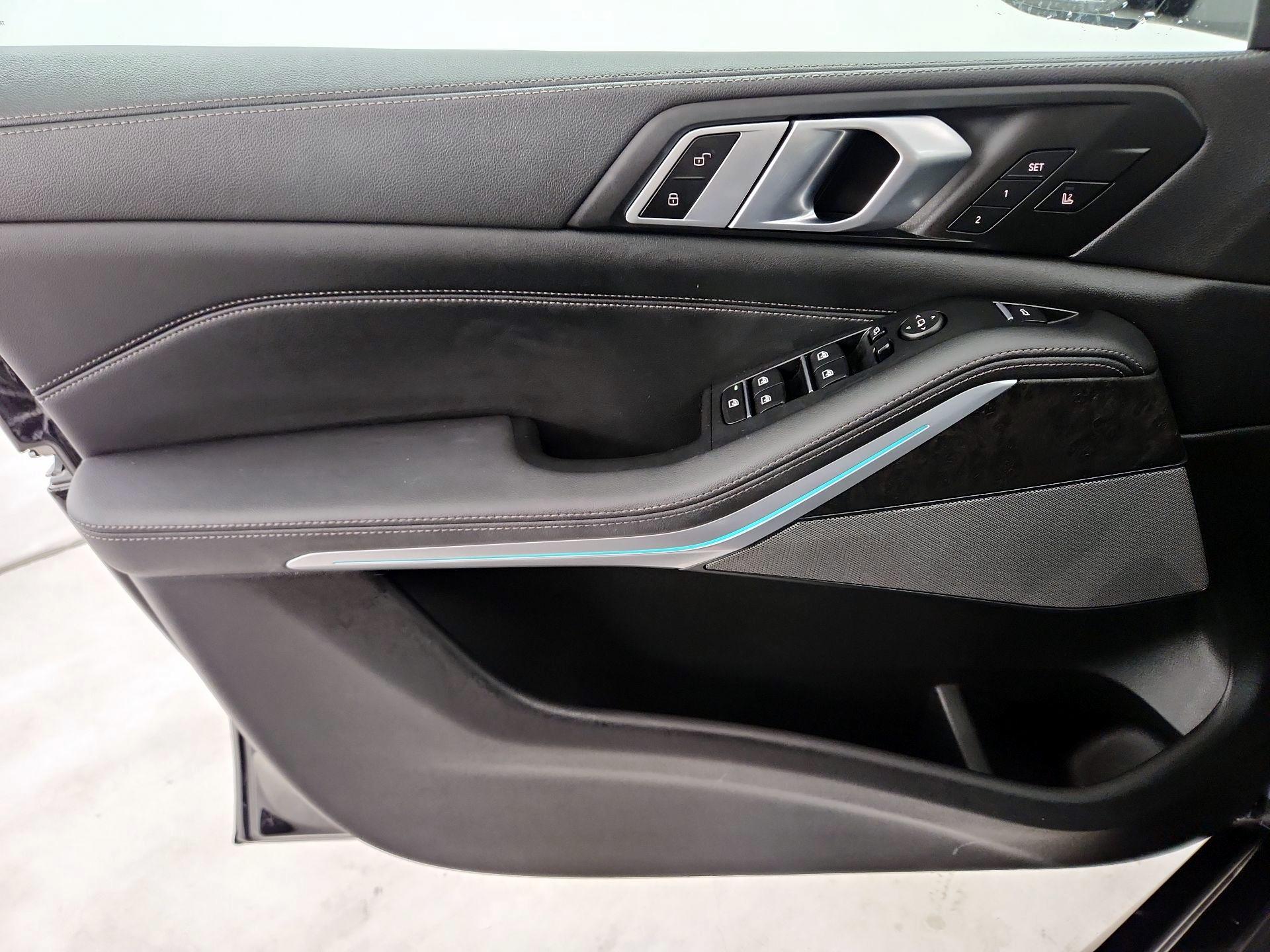 Thumbnail: 2023 BMW X5 - 12