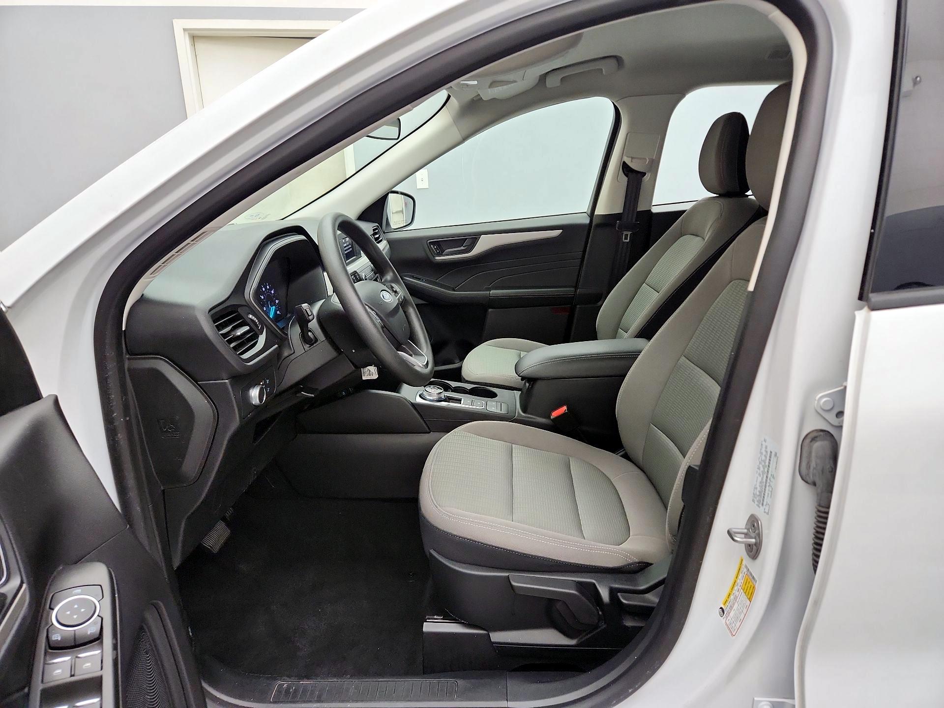 Thumbnail: 2021 Ford Escape - 11