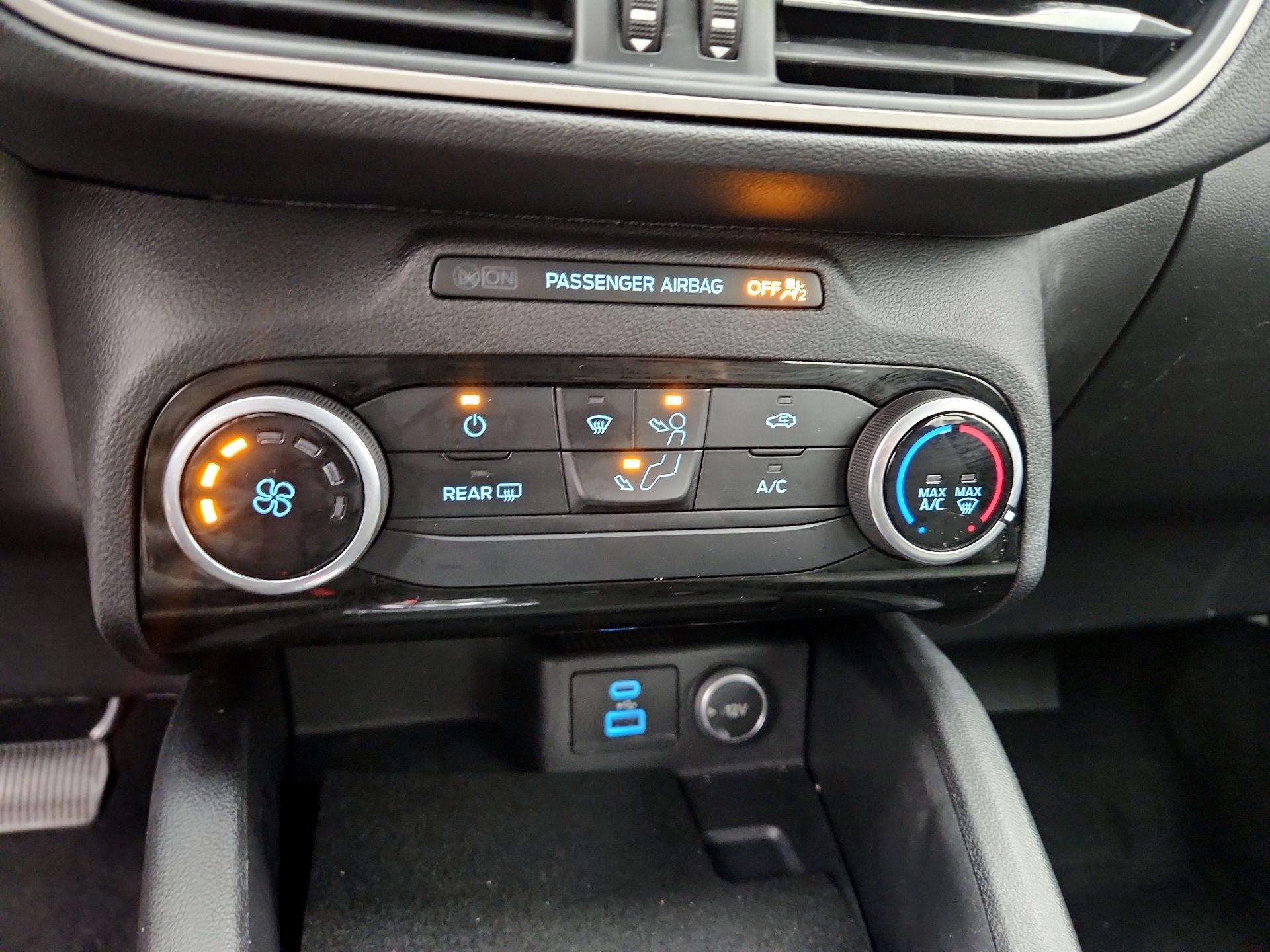 Thumbnail: 2021 Ford Escape - 16