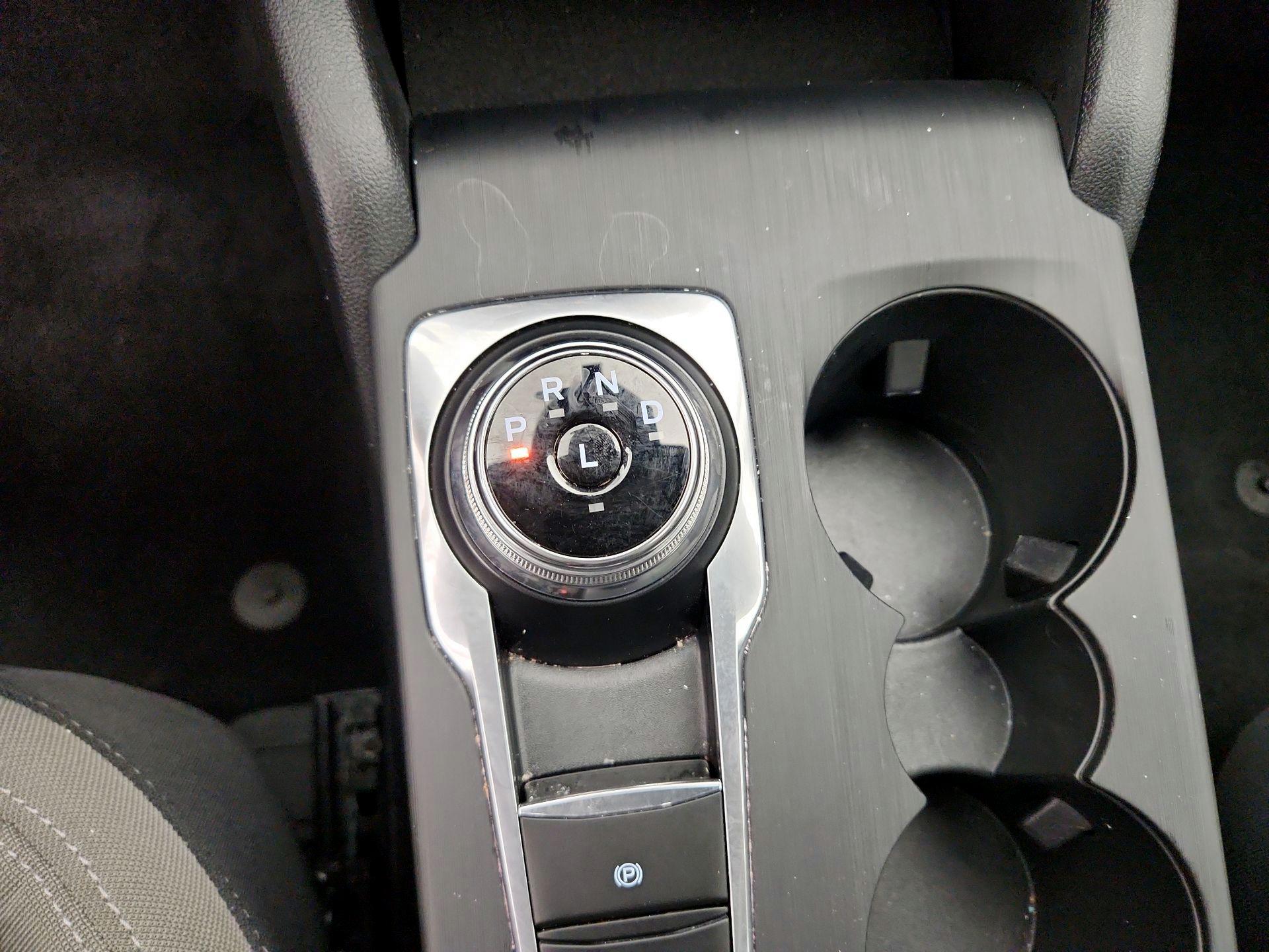 Thumbnail: 2021 Ford Escape - 17