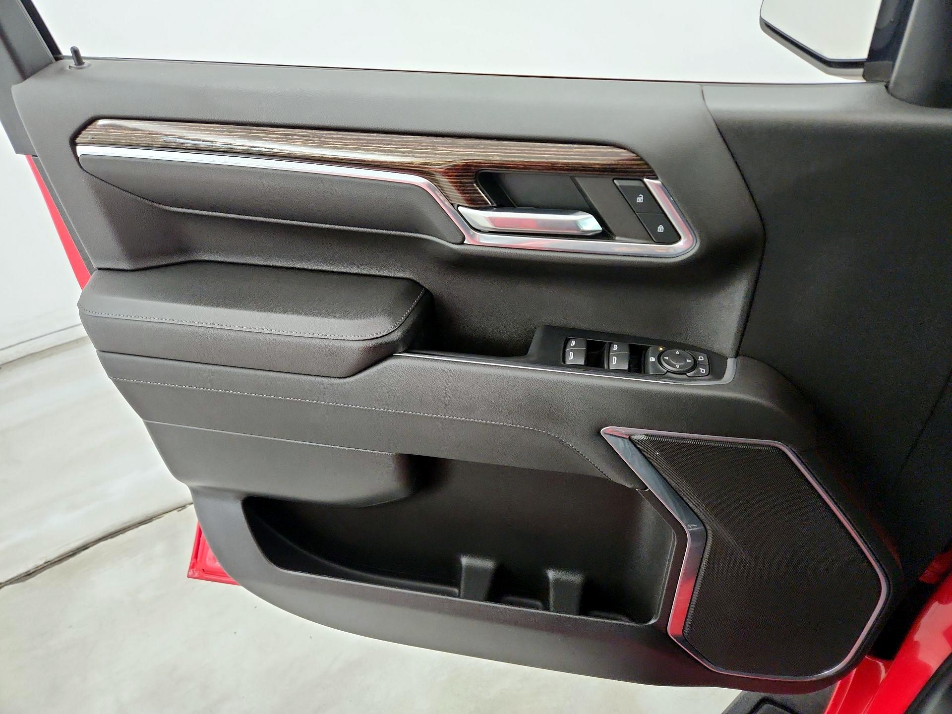 Thumbnail: 2023 GMC Sierra 1500 - 12