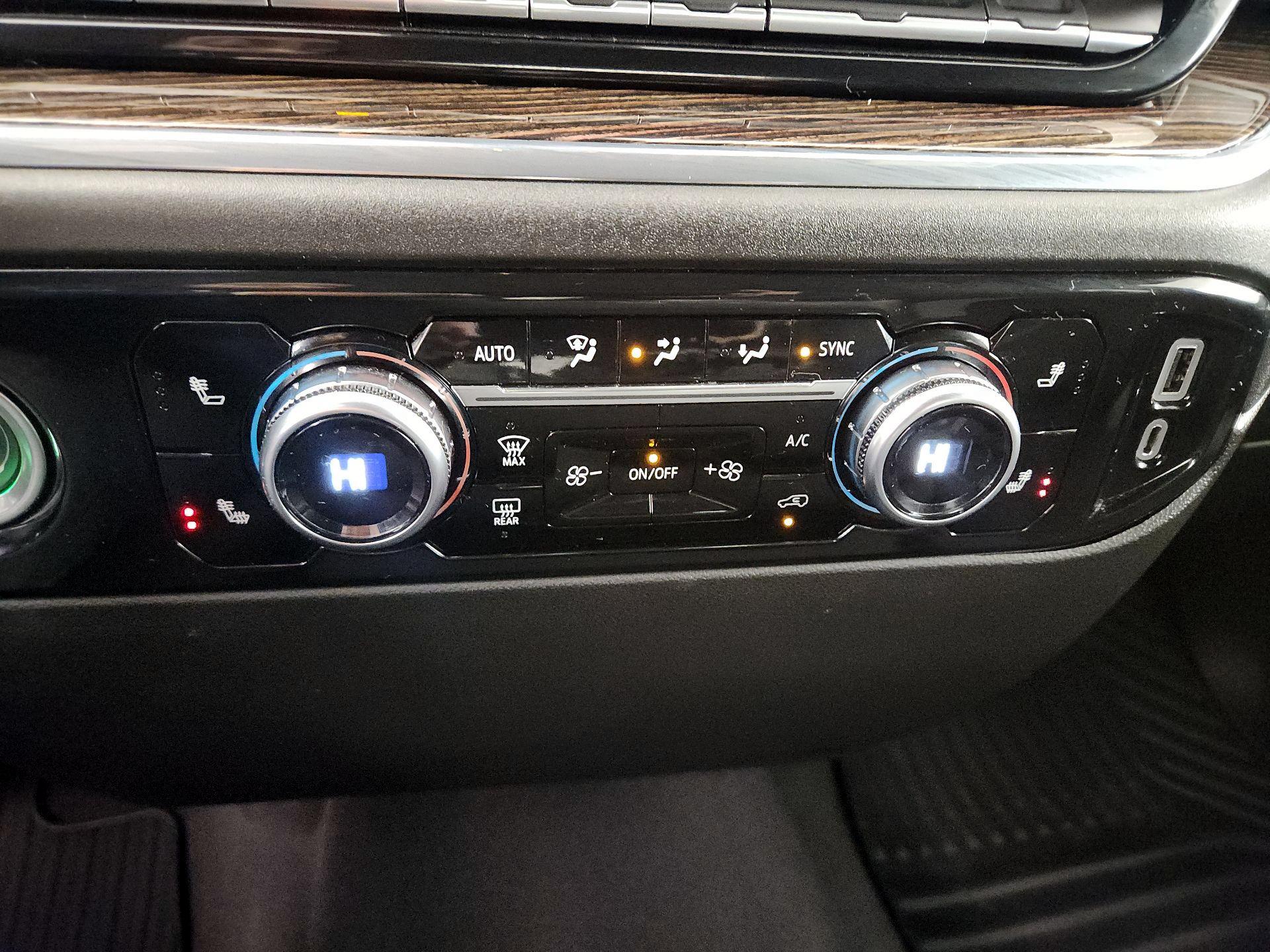 Thumbnail: 2023 GMC Sierra 1500 - 16