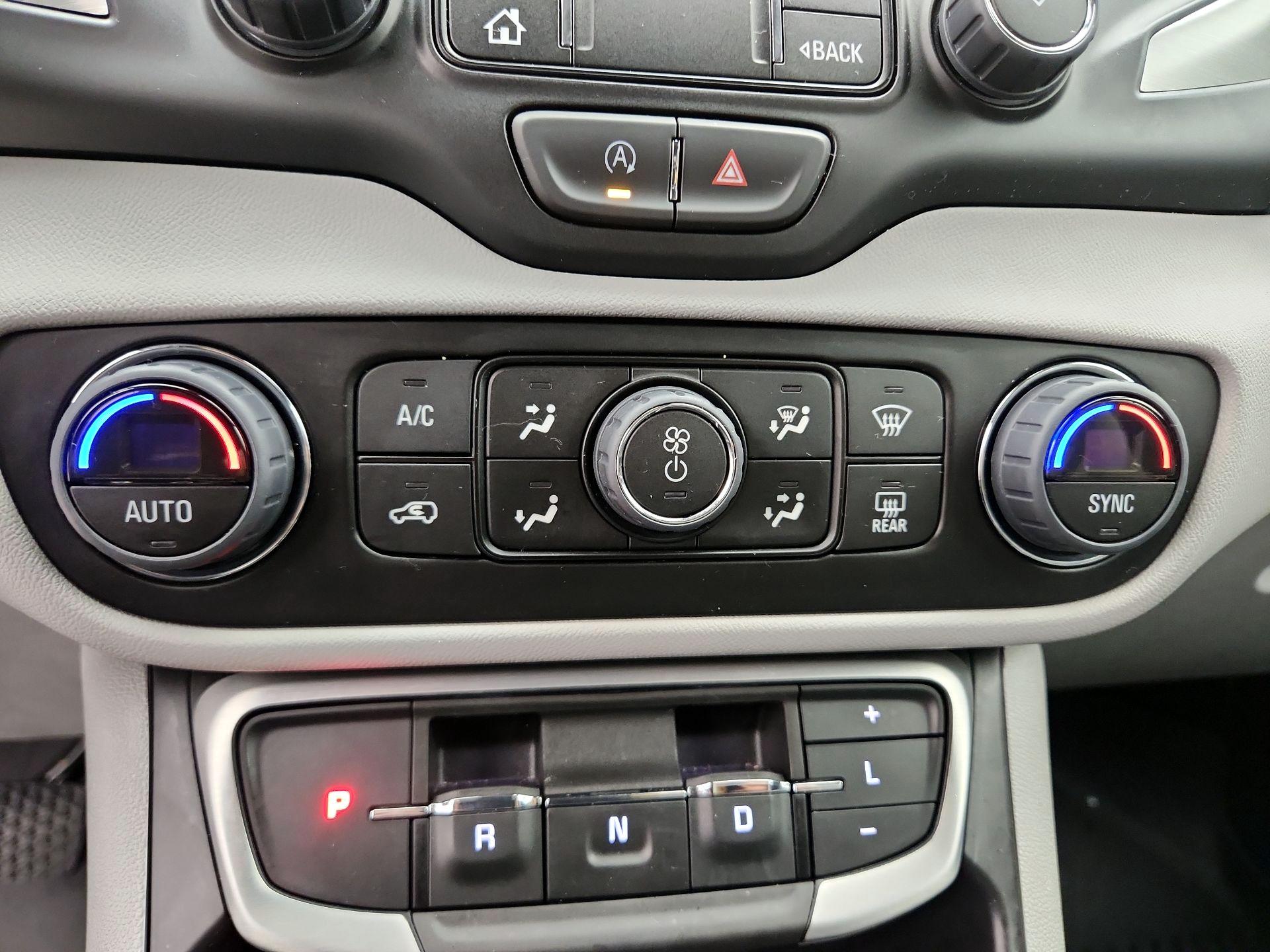 Thumbnail: 2023 GMC Terrain - 17