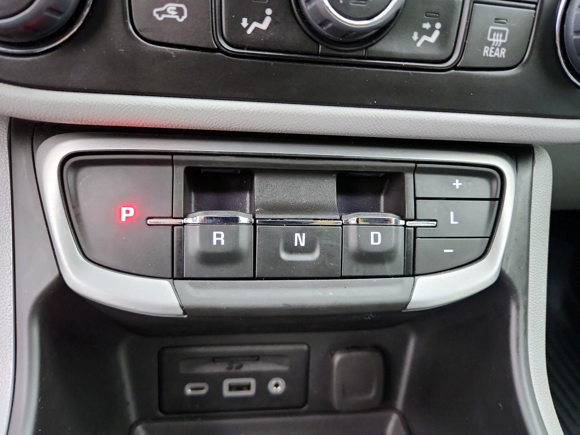 Thumbnail: 2023 GMC Terrain - 18