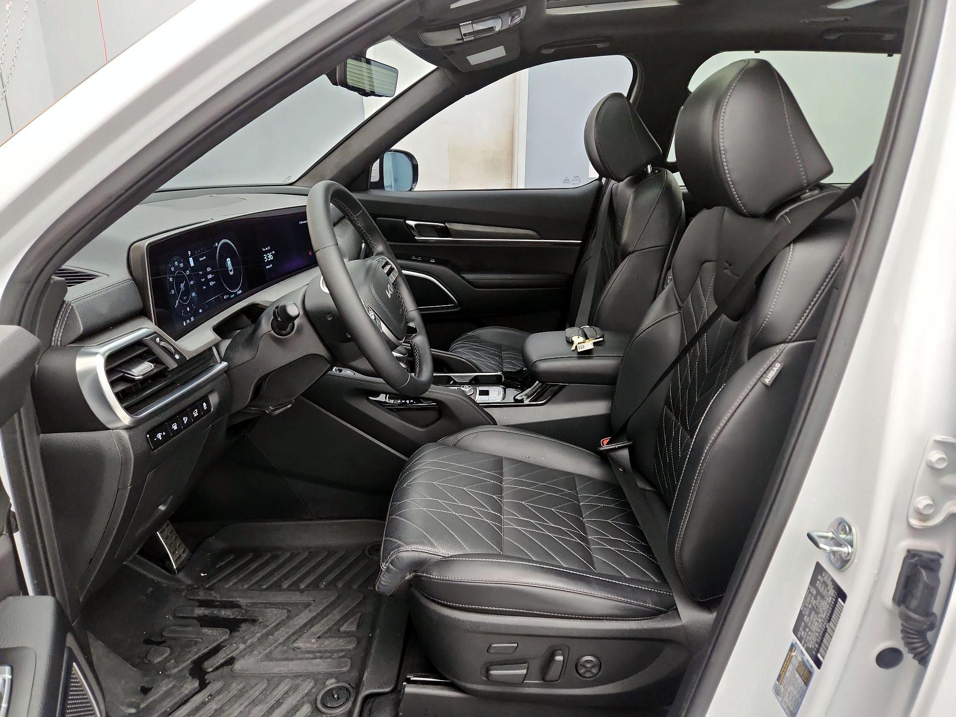 Thumbnail: 2024 Kia Telluride - 11