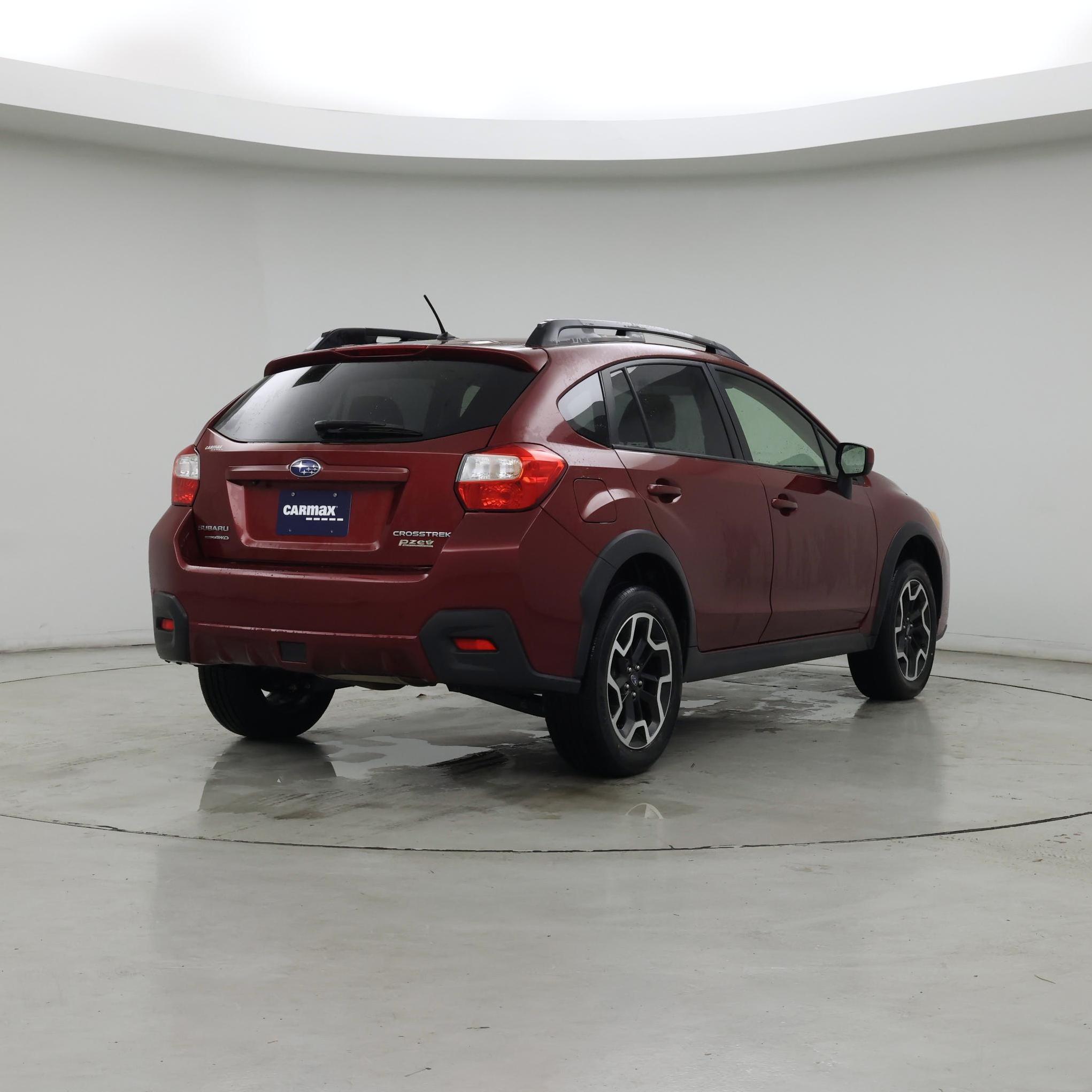 Thumbnail: 2017 Subaru Crosstrek - 8