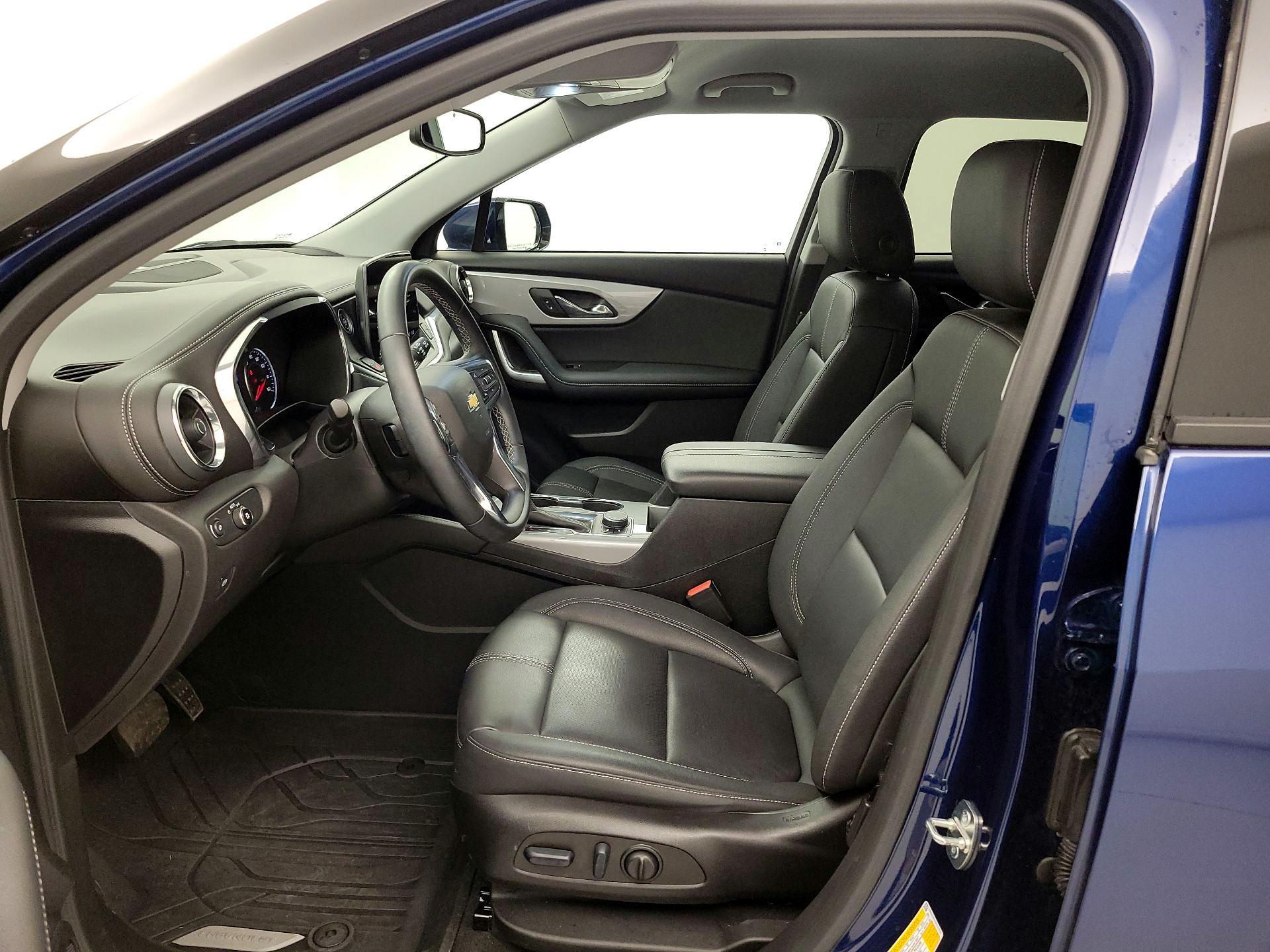 Thumbnail: 2023 Chevrolet Blazer - 11