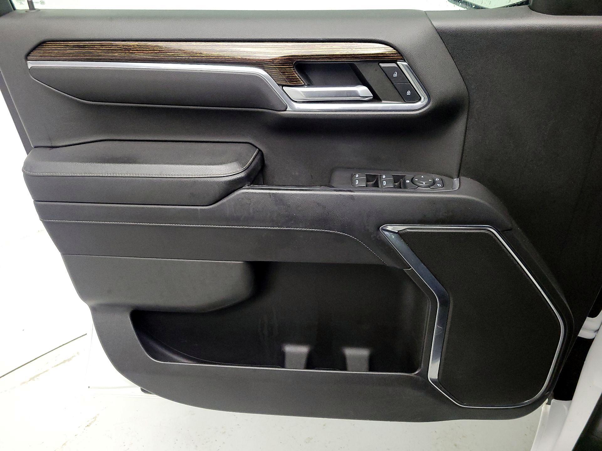 Thumbnail: 2023 GMC Sierra 1500 - 12