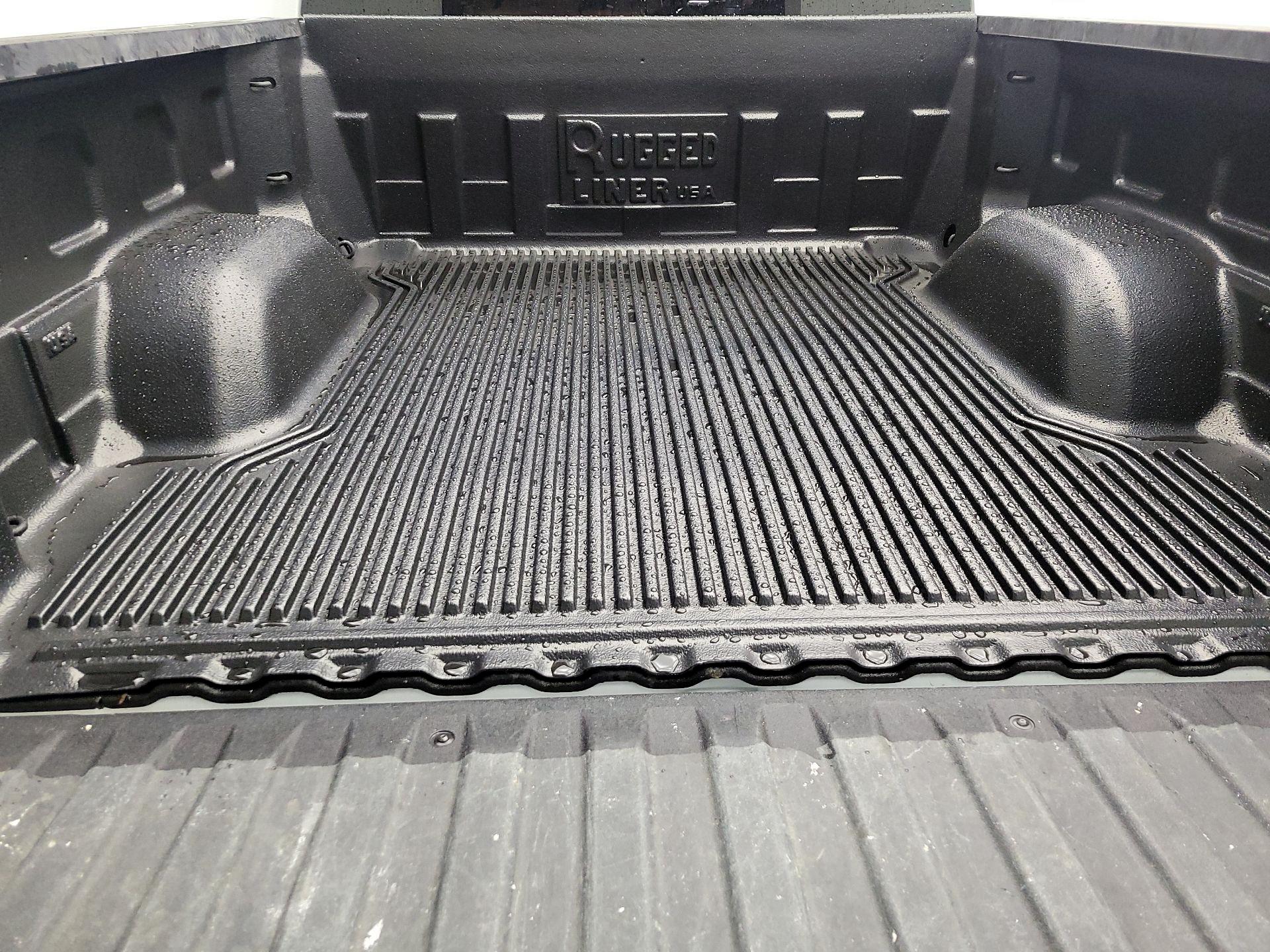 Thumbnail: 2023 GMC Sierra 1500 - 16