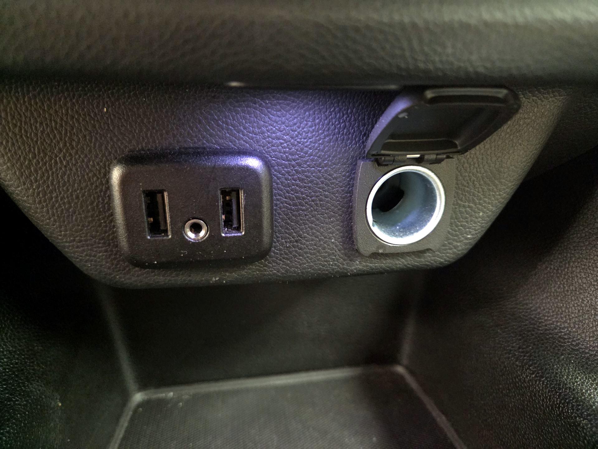 Thumbnail: 2023 Chevrolet Traverse - 18