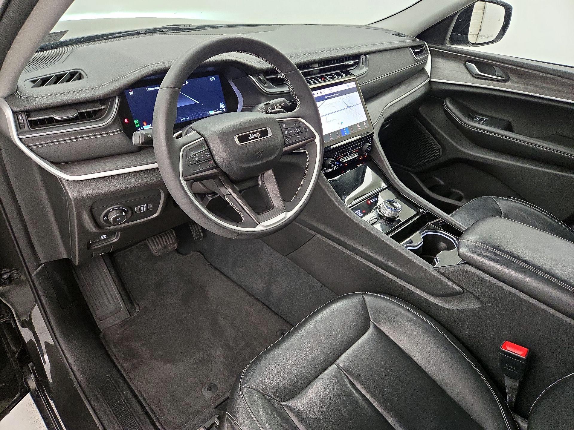 Thumbnail: 2023 Jeep Grand Cherokee L - 11