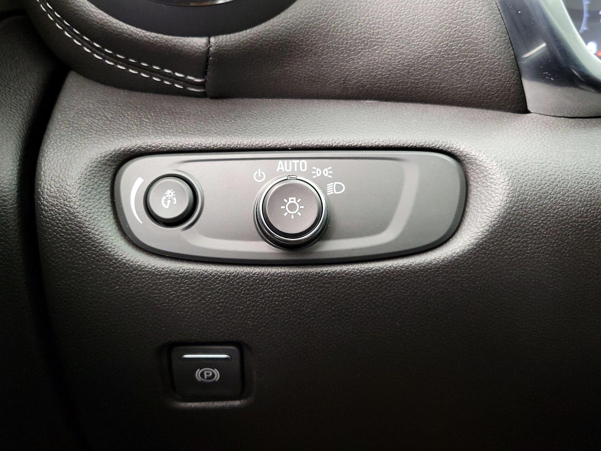 Thumbnail: 2023 Chevrolet Blazer - 13