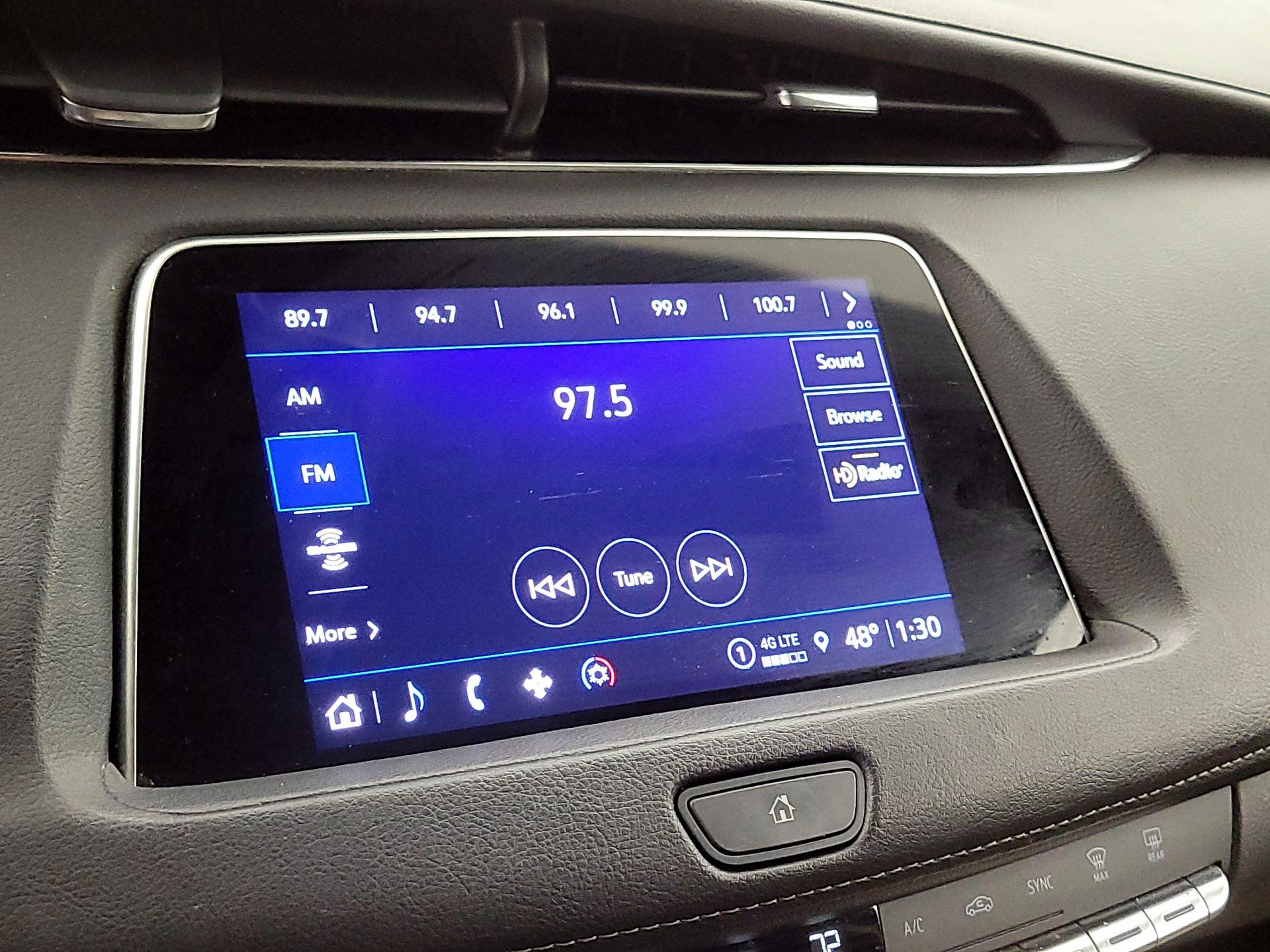 Thumbnail: 2023 Cadillac XT4 - 15