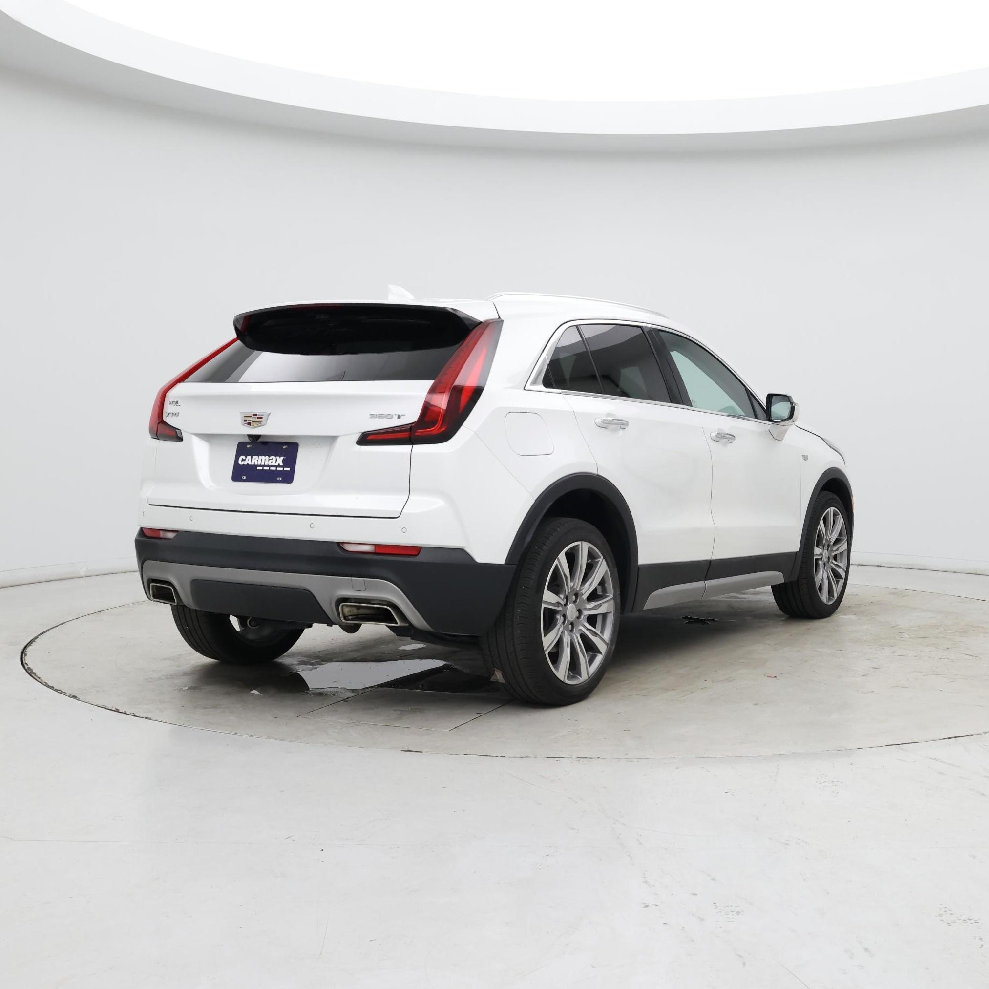 Thumbnail: 2023 Cadillac XT4 - 8