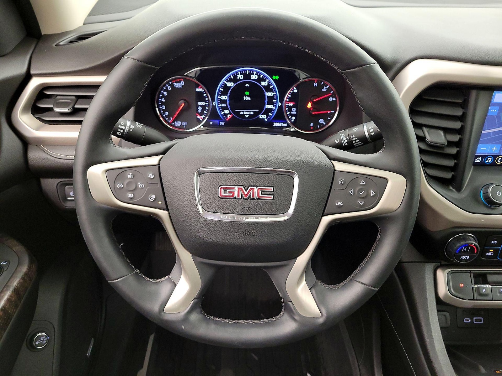 2023 GMC Acadia Denali - Photo 11