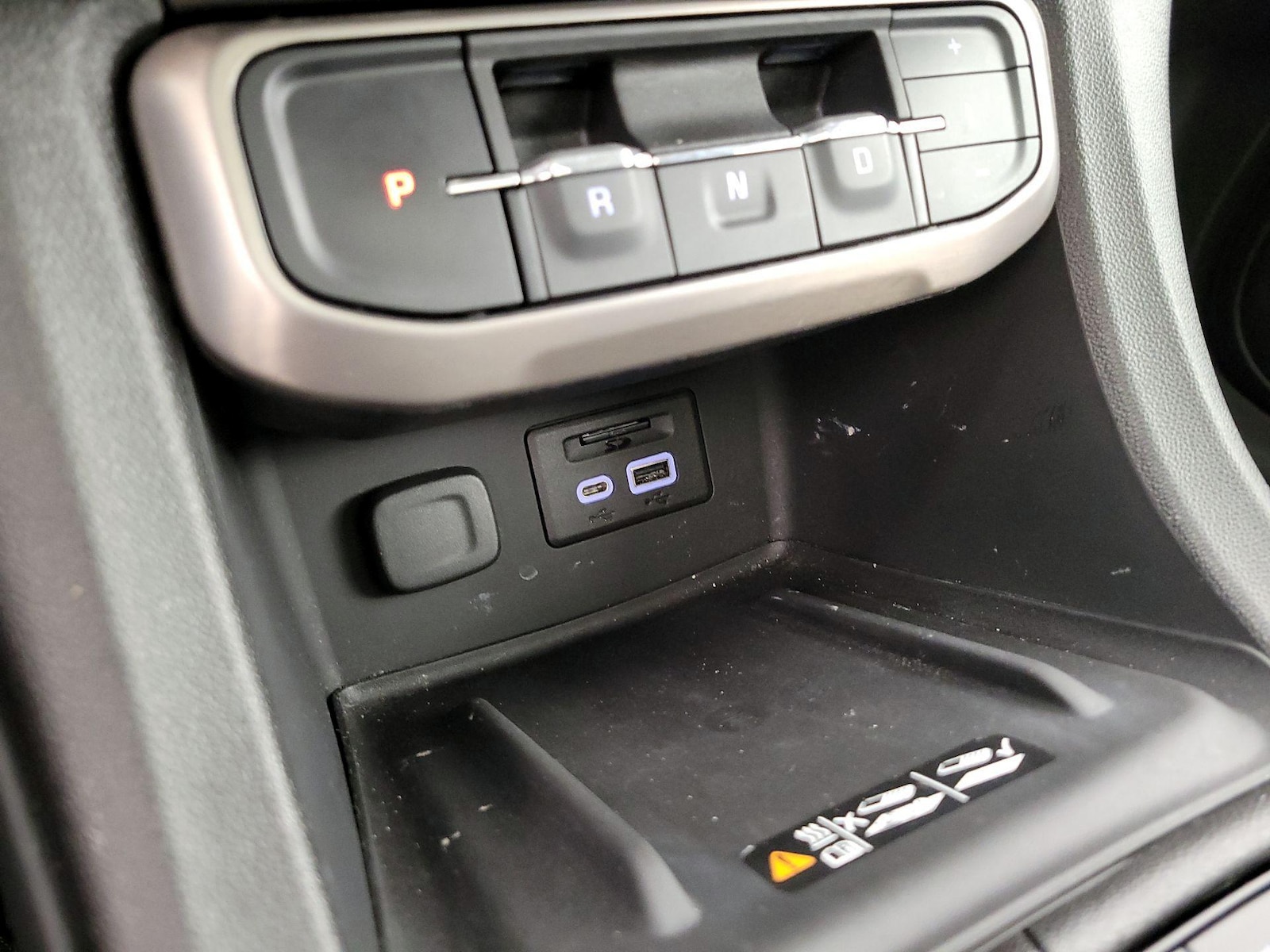 2023 GMC Acadia Denali - Photo 20