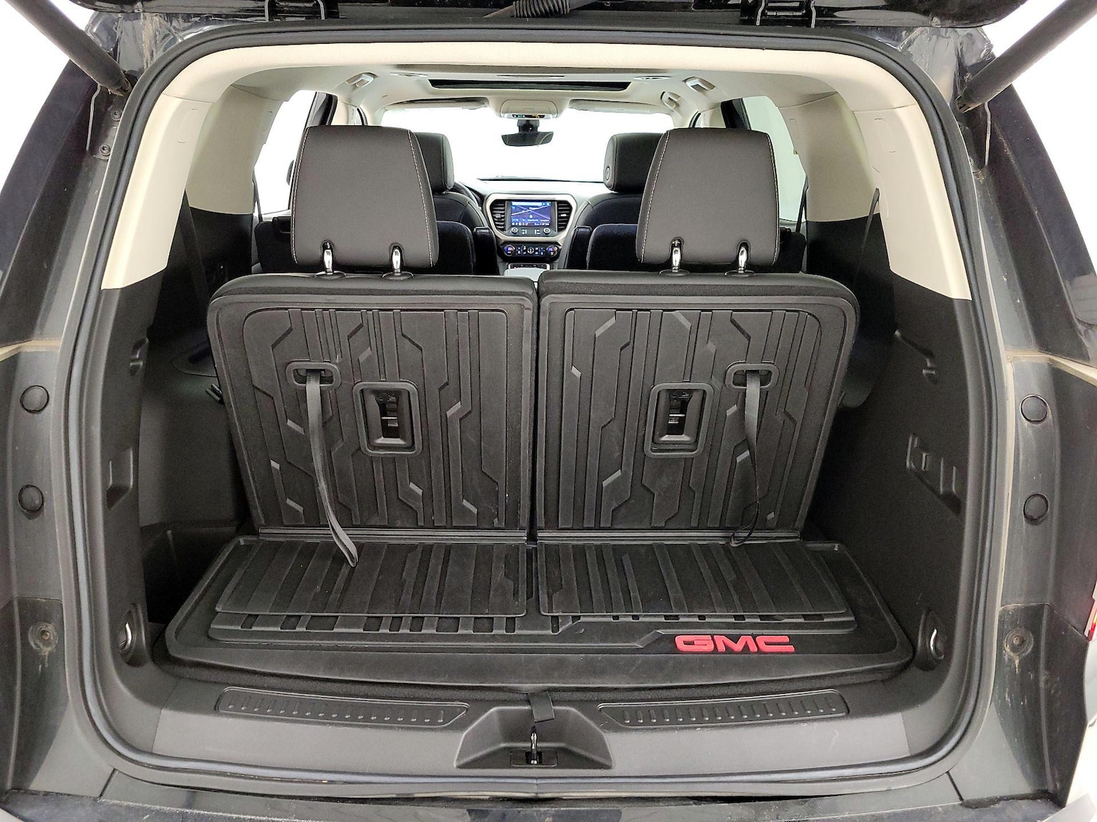 2023 GMC Acadia Denali - Photo 24