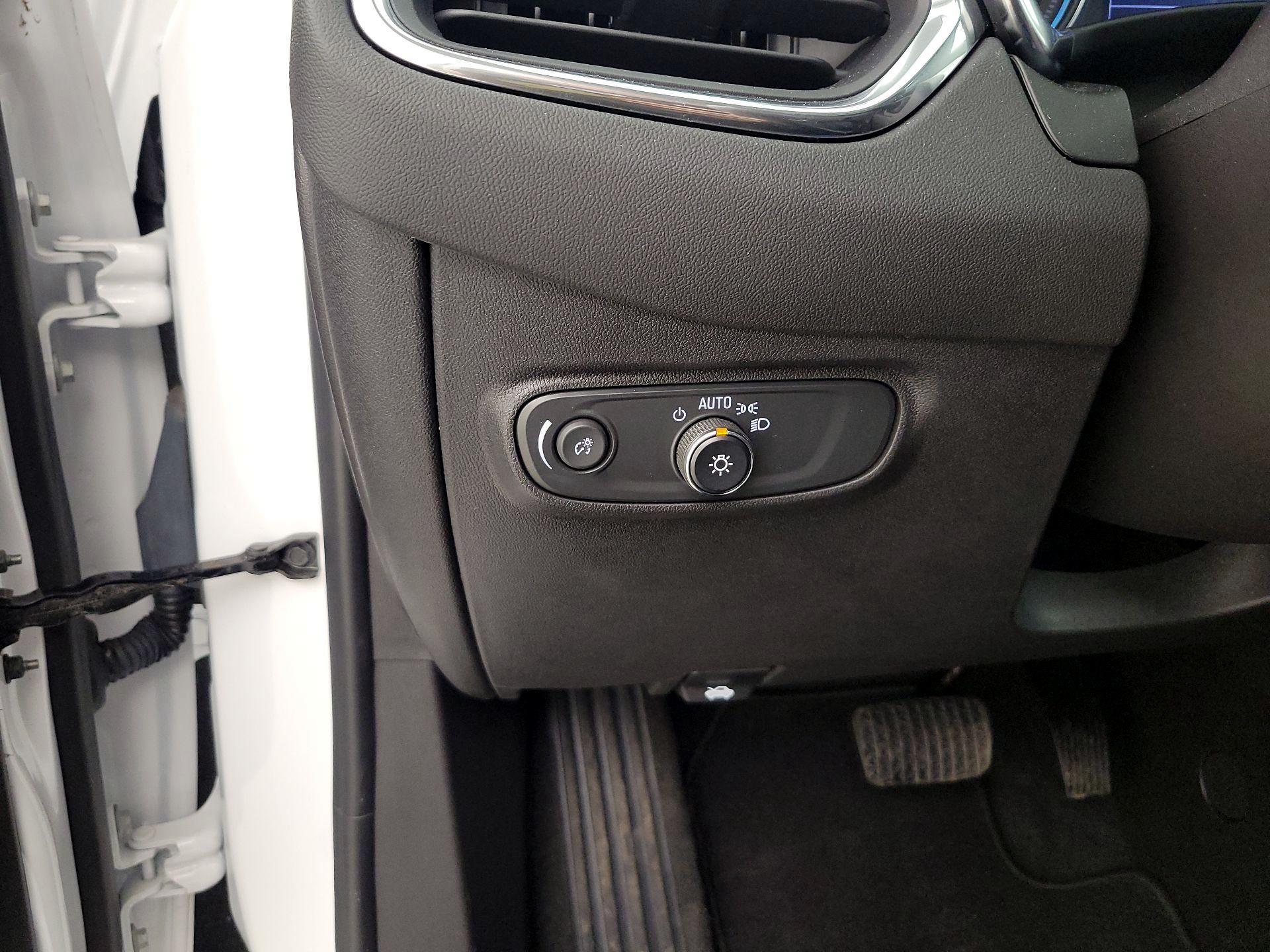 Thumbnail: 2024 Chevrolet Equinox - 13