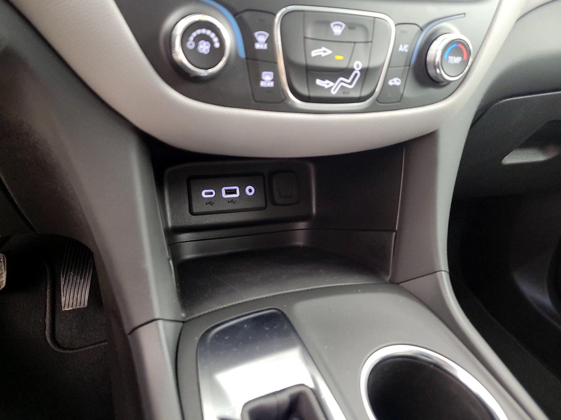 Thumbnail: 2024 Chevrolet Equinox - 19