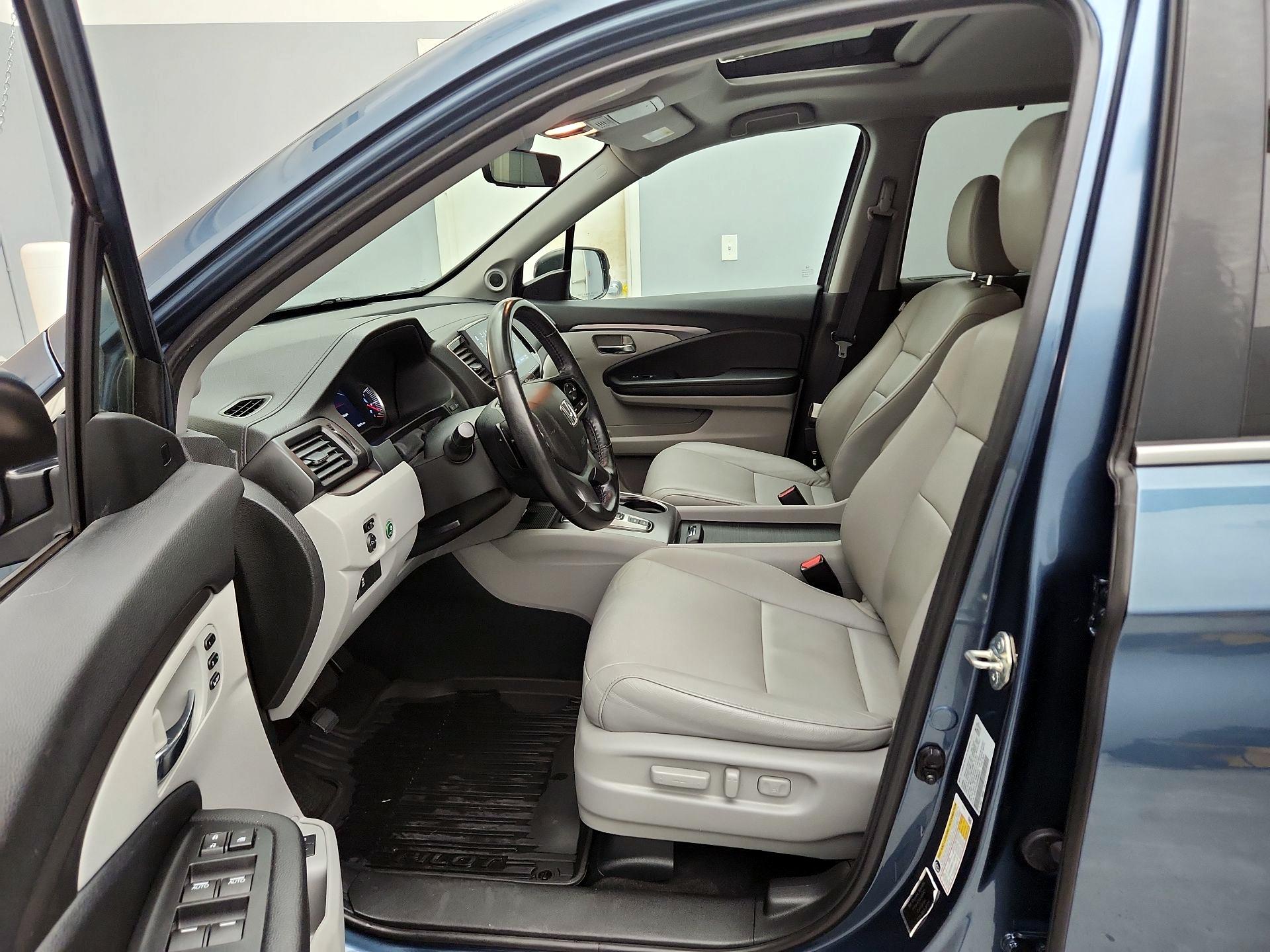 Thumbnail: 2021 Honda Pilot - 11