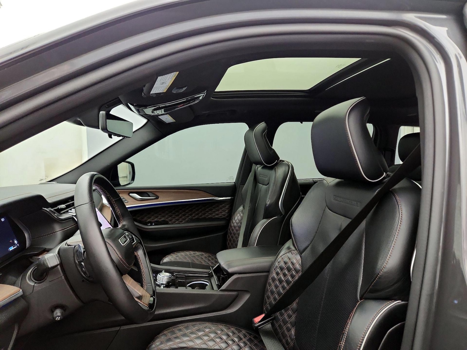 2023 Jeep Grand Cherokee Summit - Photo 21