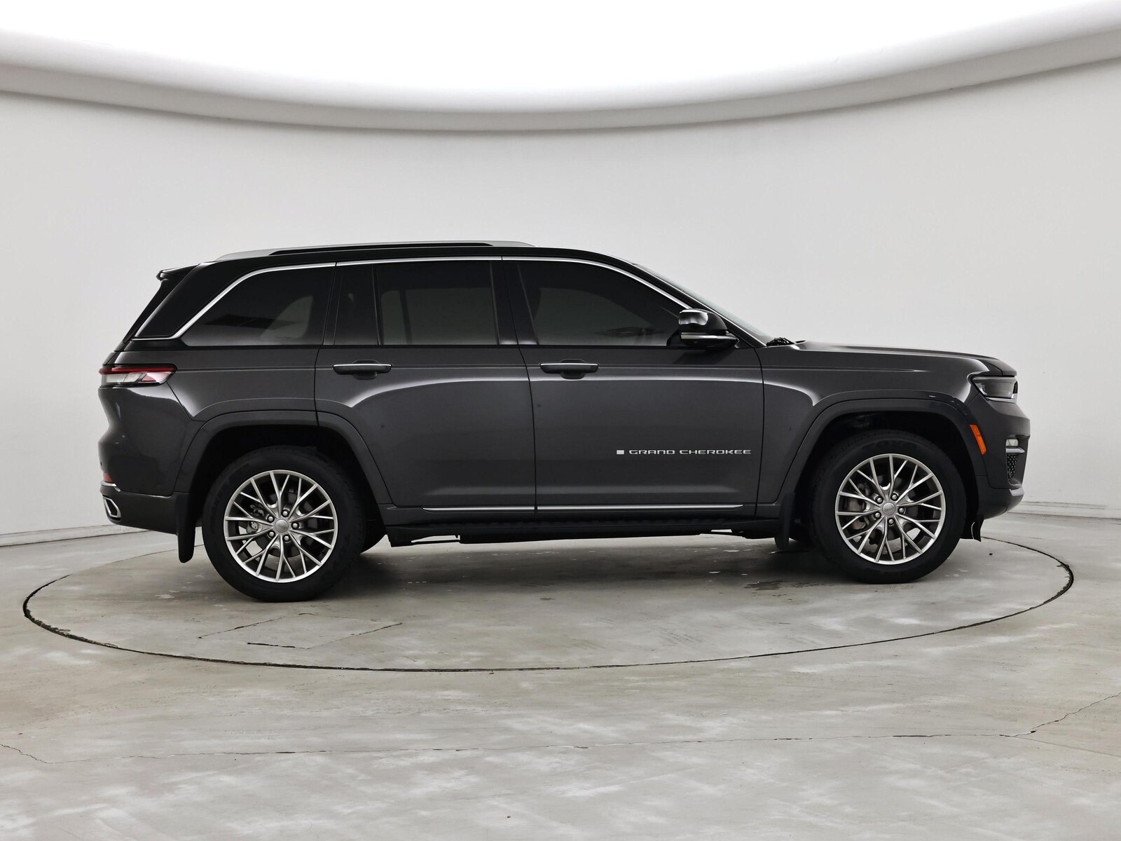 2023 Jeep Grand Cherokee Summit - Photo 8