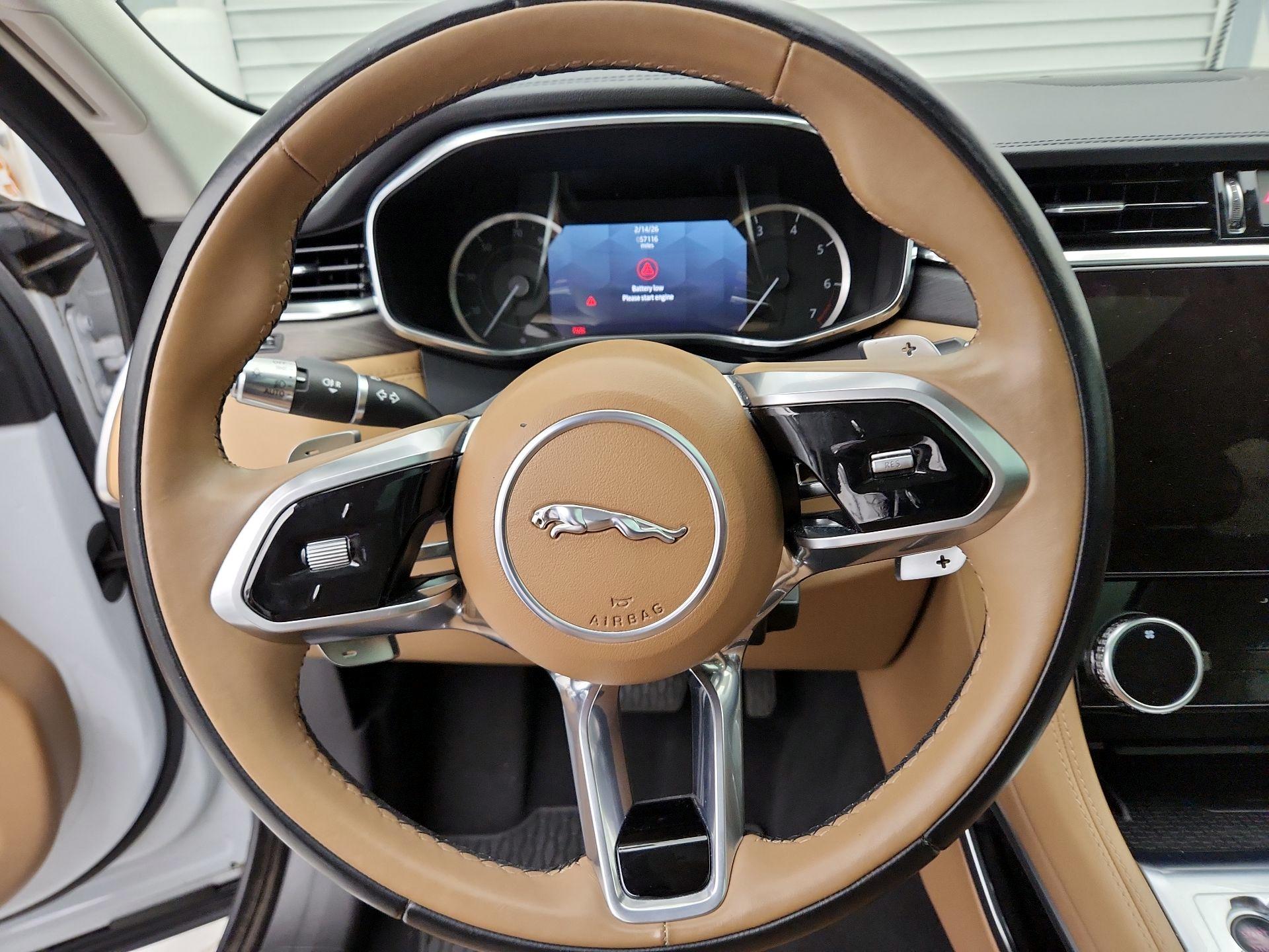 Thumbnail: 2021 Jaguar F-Pace - 10