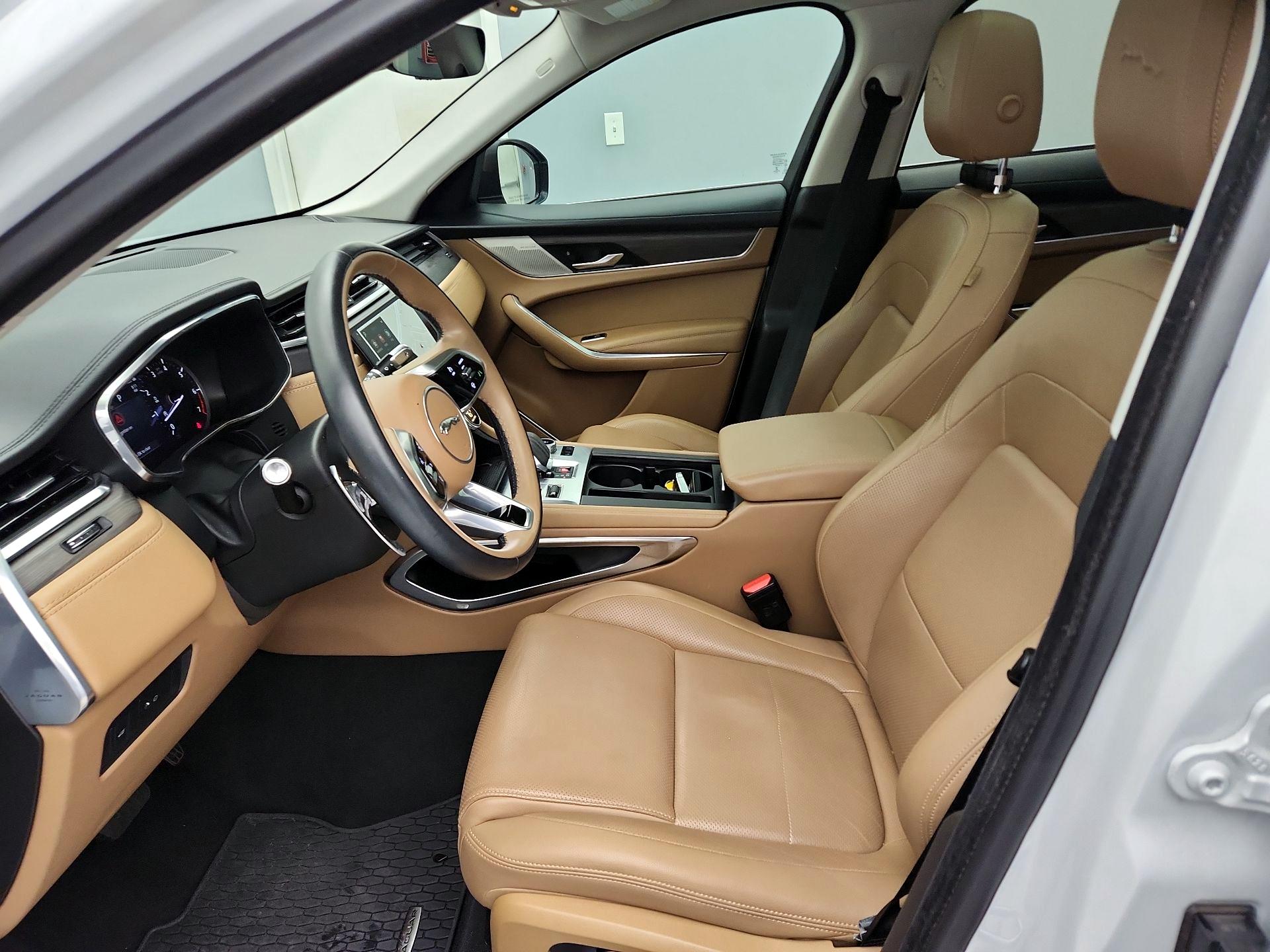 Thumbnail: 2021 Jaguar F-Pace - 11