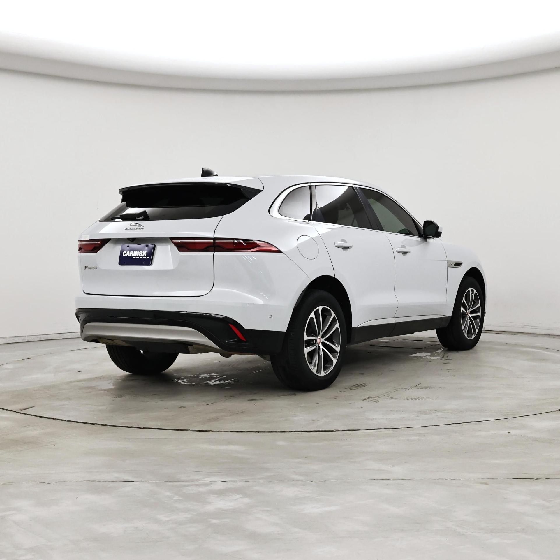 Thumbnail: 2021 Jaguar F-Pace - 8