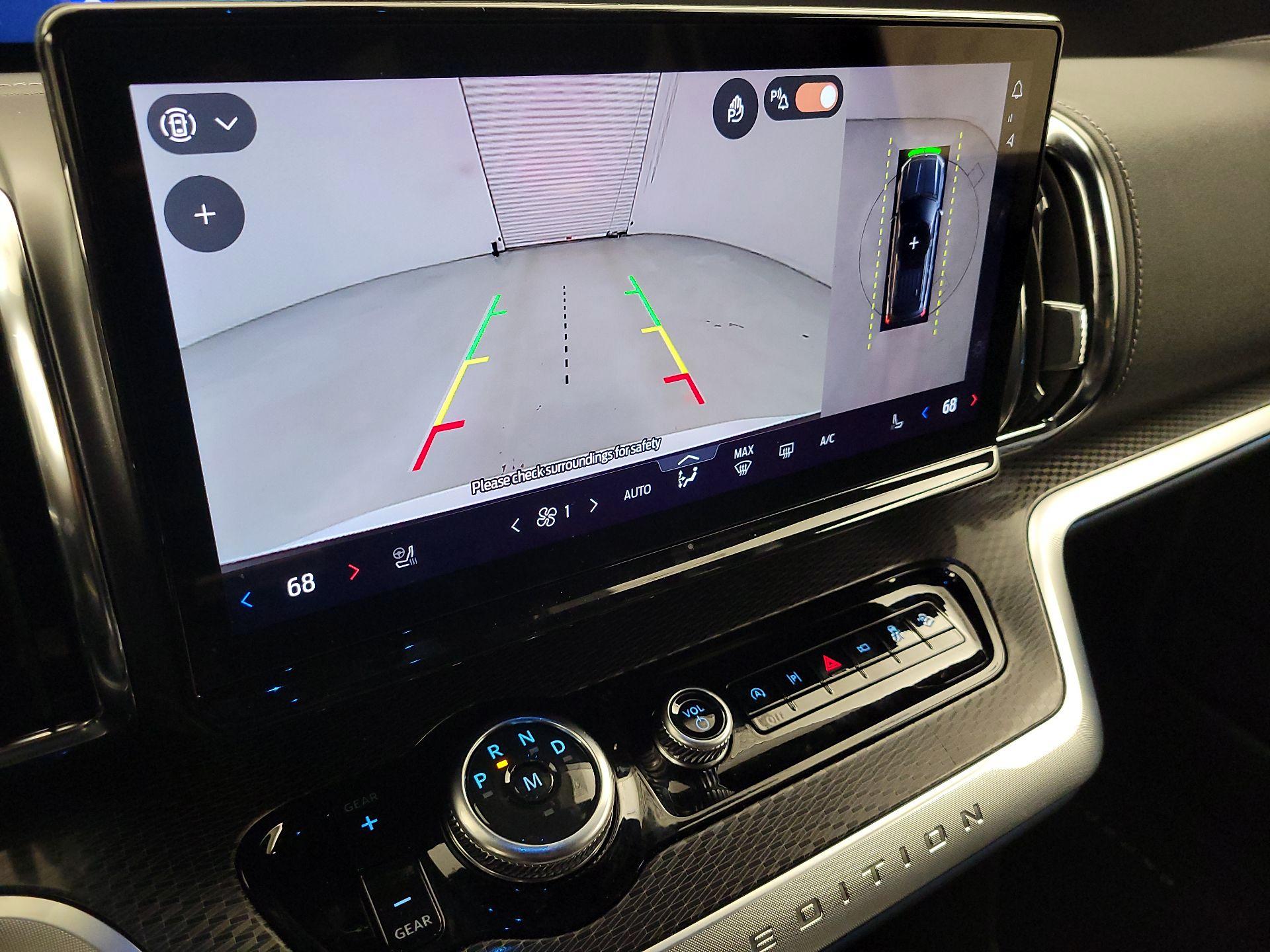 Thumbnail: 2026 Ford Expedition MAX - 15